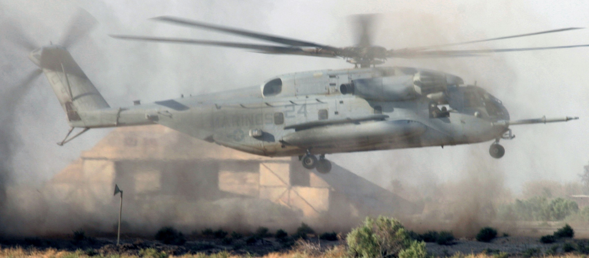 hmh-462 heavy haulers ch-53e super stallion marine heavy helicopter squadron 23