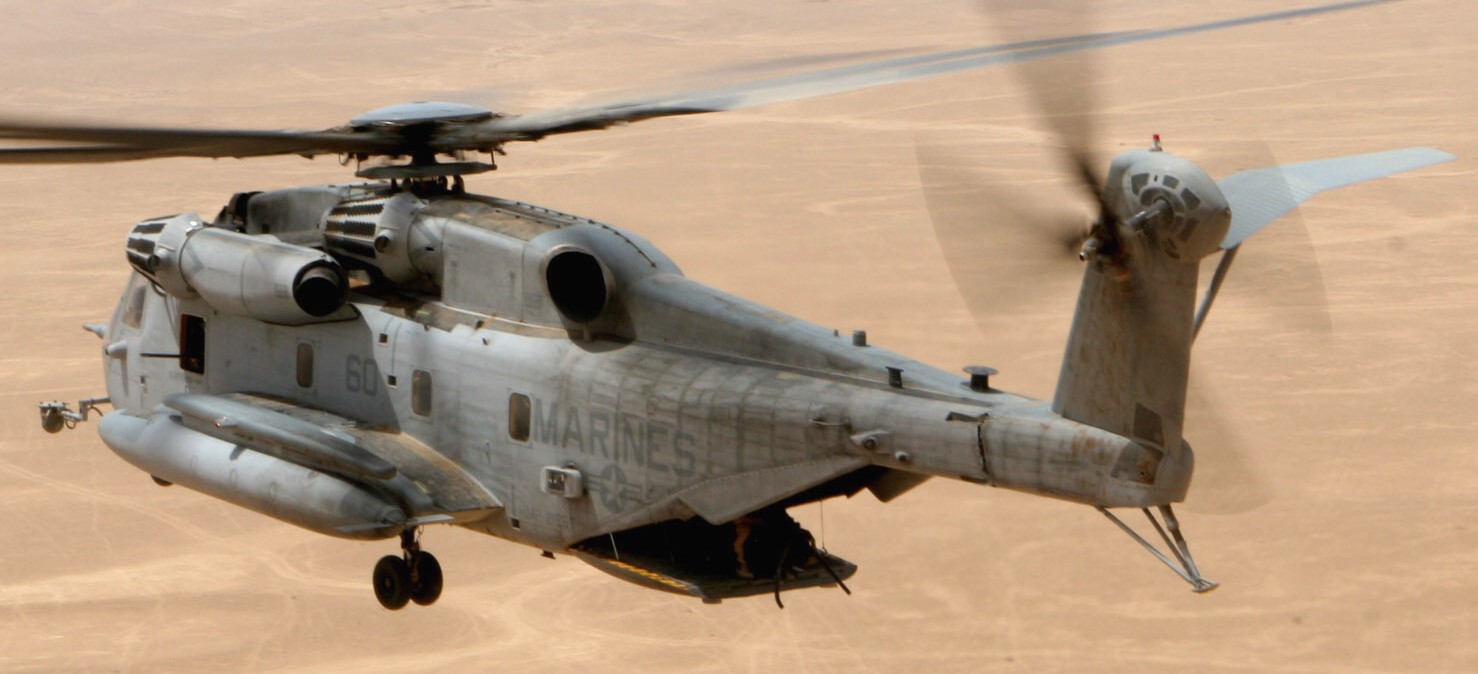 hmh-462 heavy haulers ch-53e super stallion marine heavy helicopter squadron al asad air base iraq 34