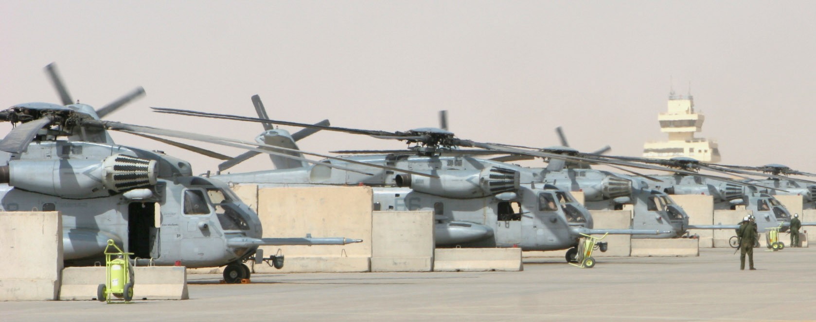 hmh-462 heavy haulers ch-53e super stallion marine heavy helicopter squadron 36