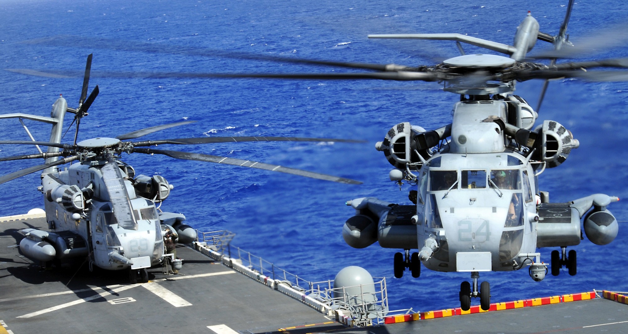 hmh-462 heavy haulers ch-53e super stallion marine heavy helicopter squadron 41