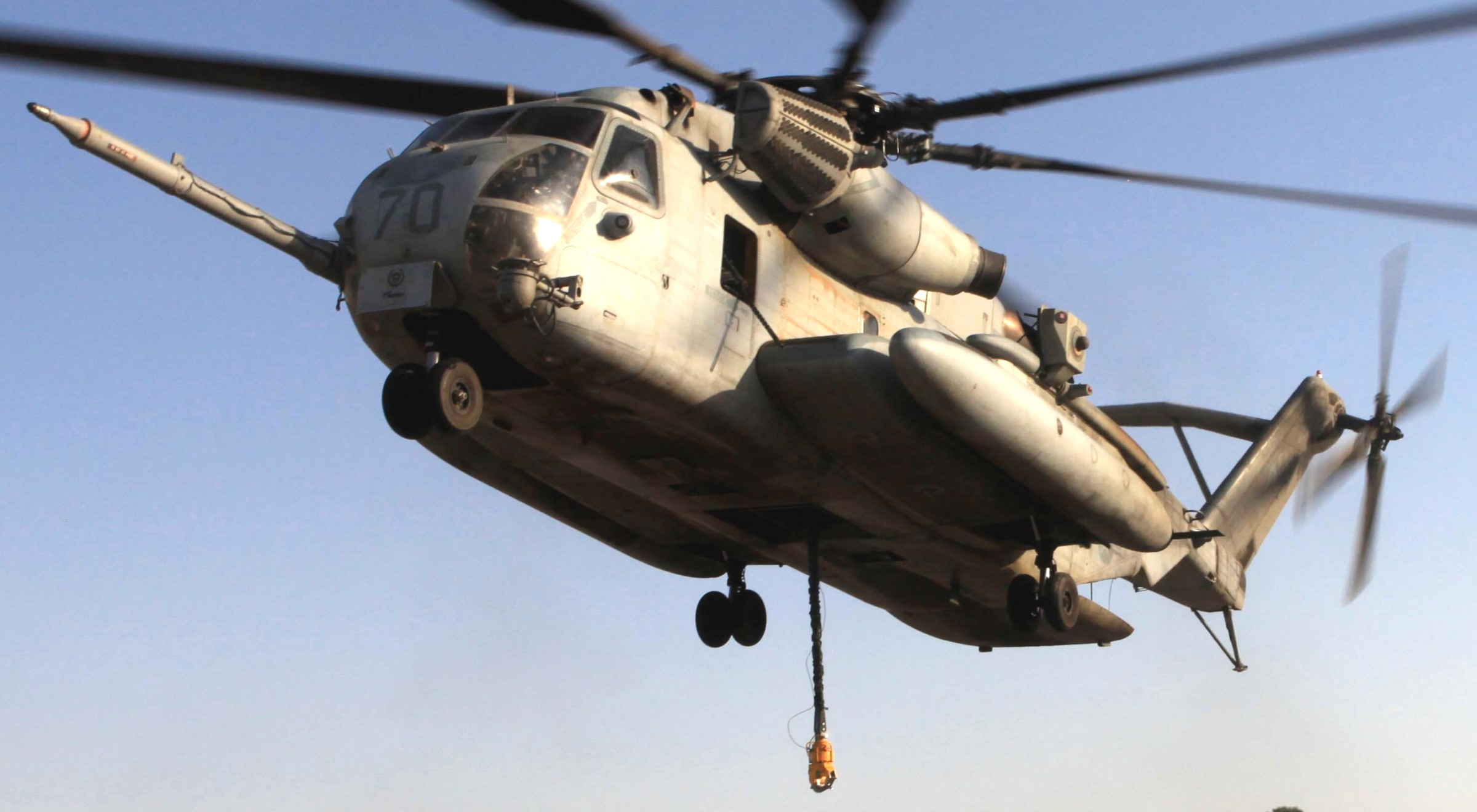 hmh-462 heavy haulers ch-53e super stallion marine heavy helicopter squadron 52