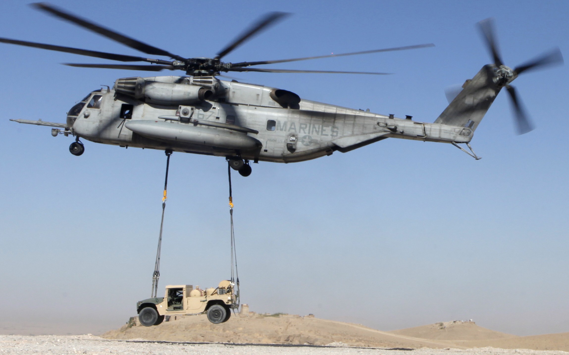 hmh-462 heavy haulers ch-53e super stallion marine heavy helicopter squadron helmand province afghanistan 54