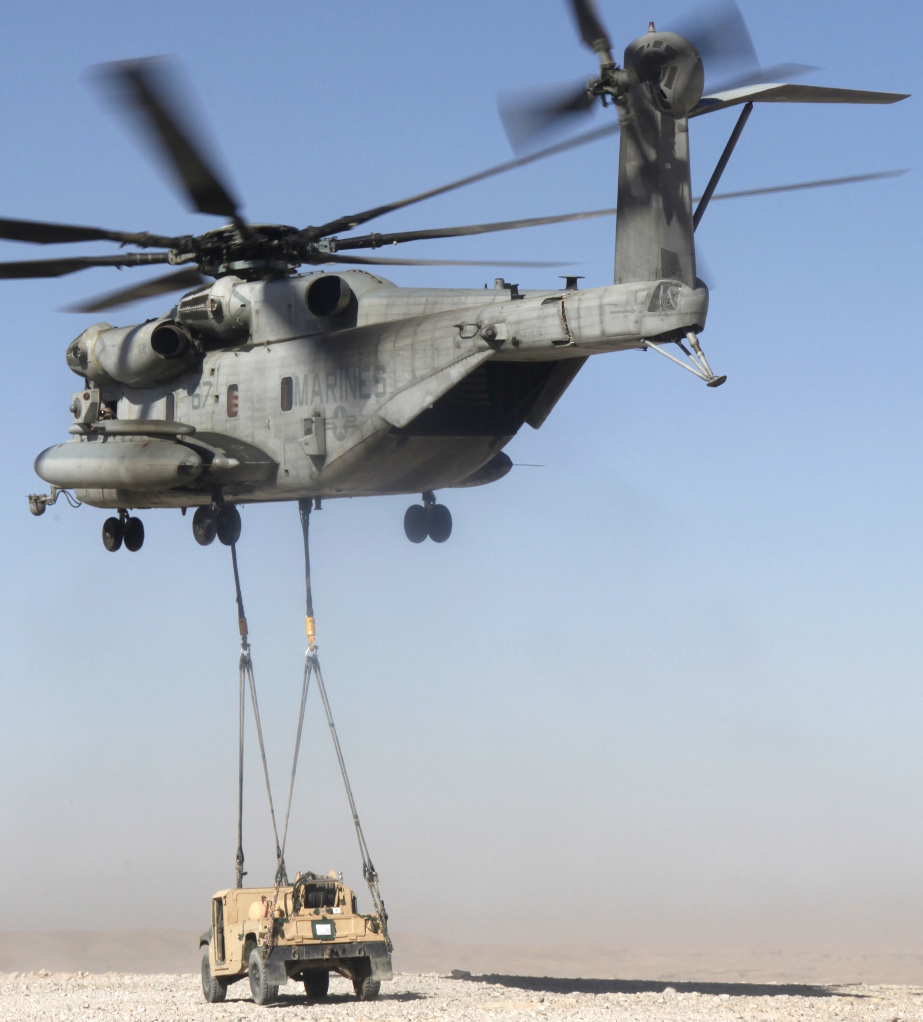 hmh-462 heavy haulers ch-53e super stallion marine heavy helicopter squadron helmand afghanistan 55