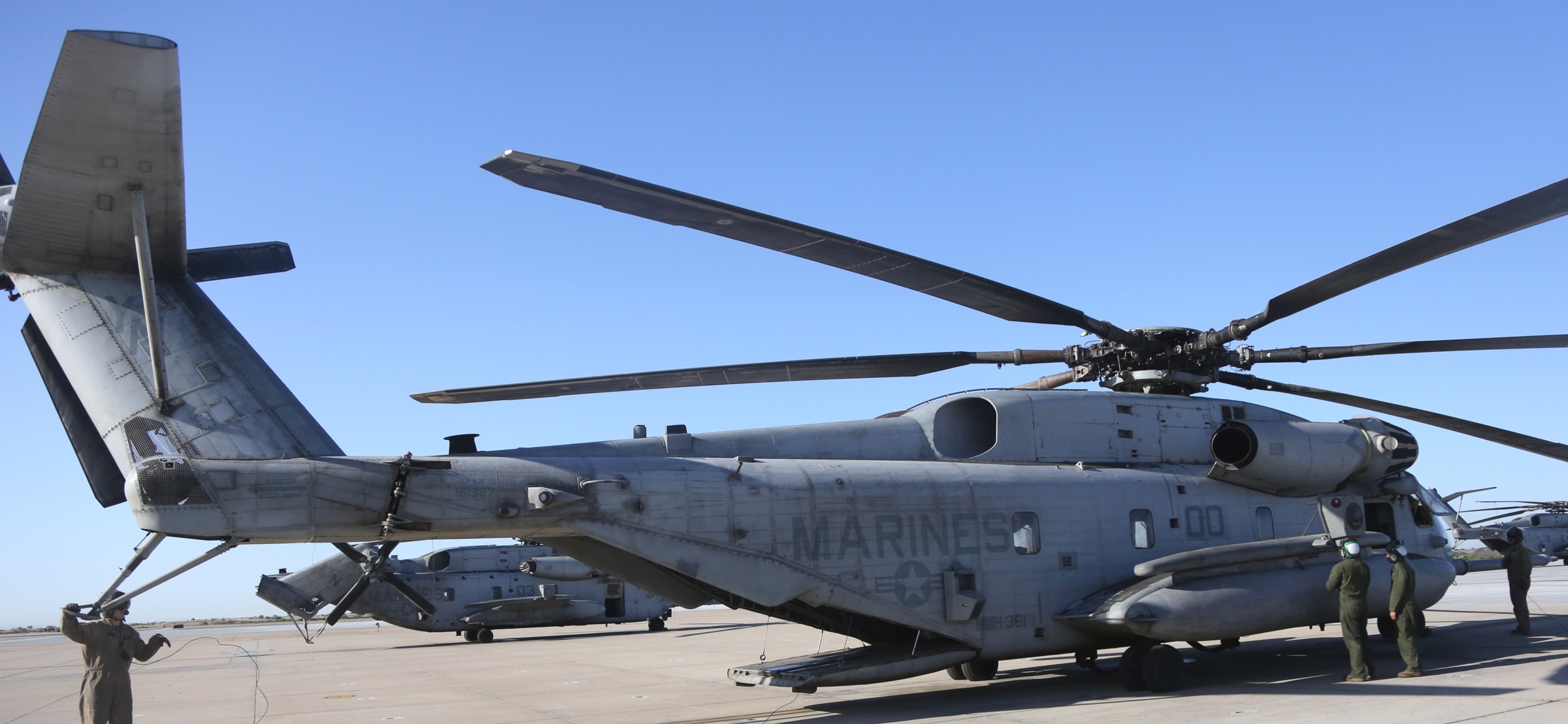 hmh-462 heavy haulers ch-53e super stallion marine heavy helicopter squadron 58