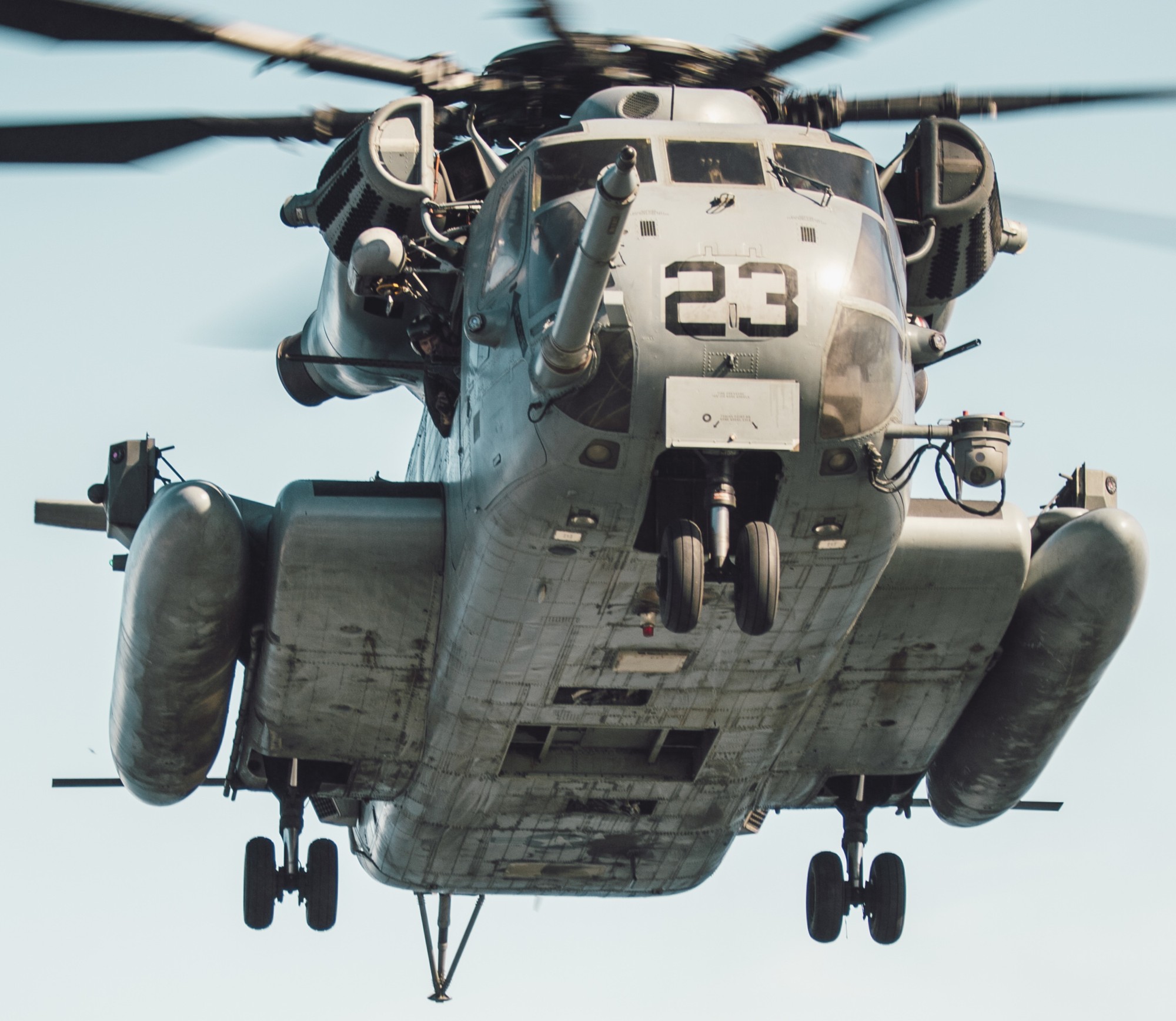 hmh-462 heavy haulers ch-53e super stallion marine heavy helicopter squadron 113