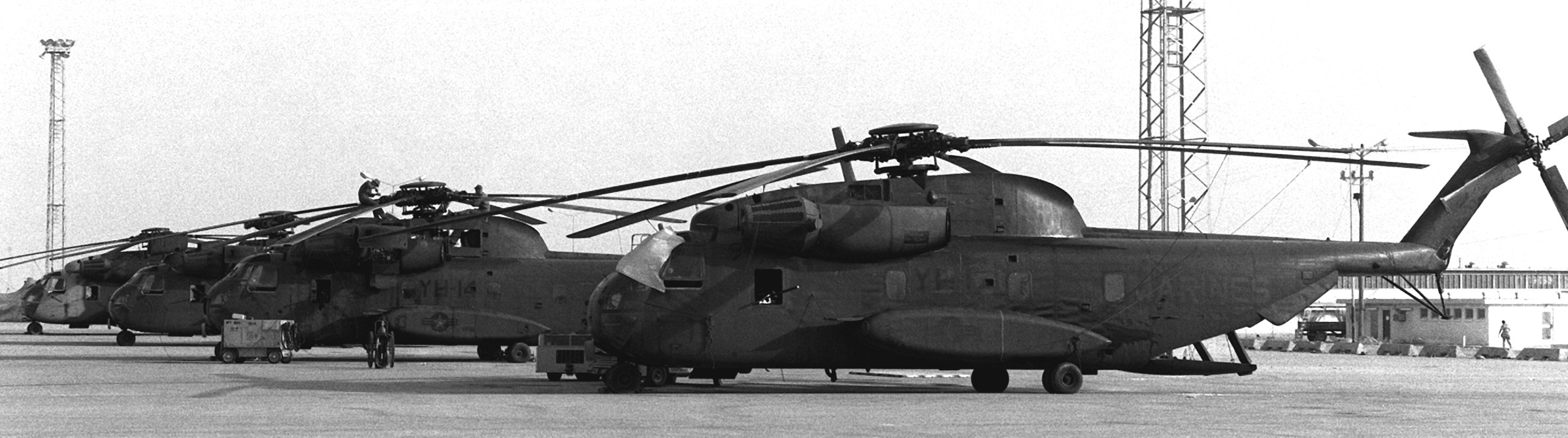 hmh-463 pegasus ch-53d sea stallion marine heavy helicopter squadron usmc operation desert shield 09