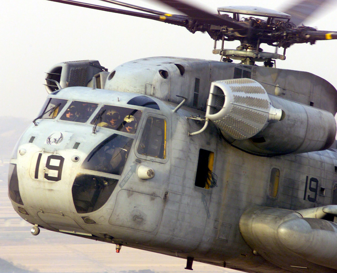 hmh-463 pegasus ch-53d sea stallion marine heavy helicopter squadron usmc 14