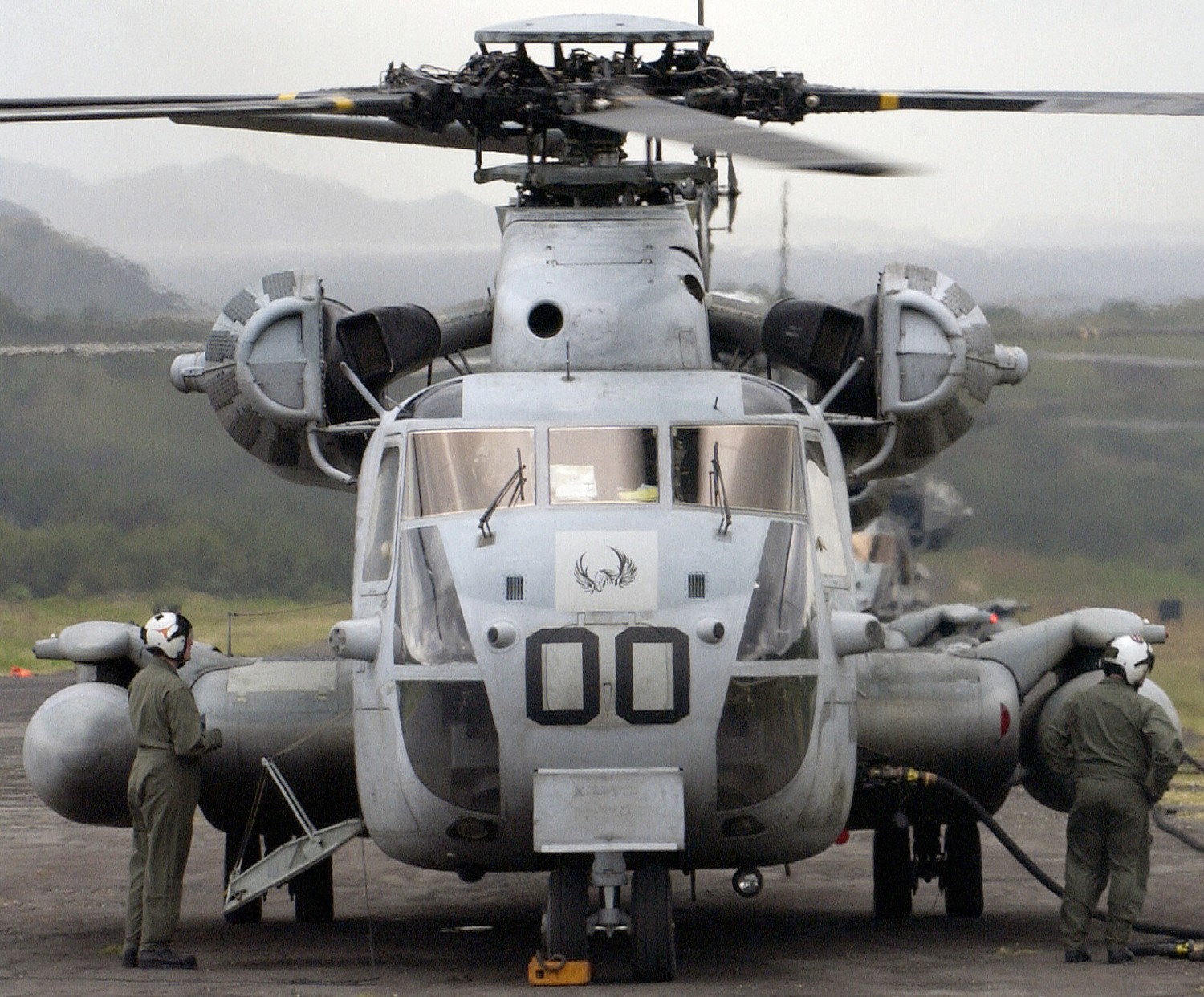 hmh-463 pegasus ch-53d sea stallion marine heavy helicopter squadron usmc 16