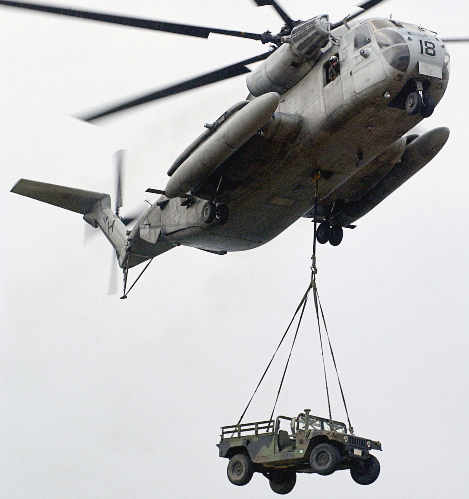 hmh-463 pegasus ch-53d sea stallion marine heavy helicopter squadron usmc 18