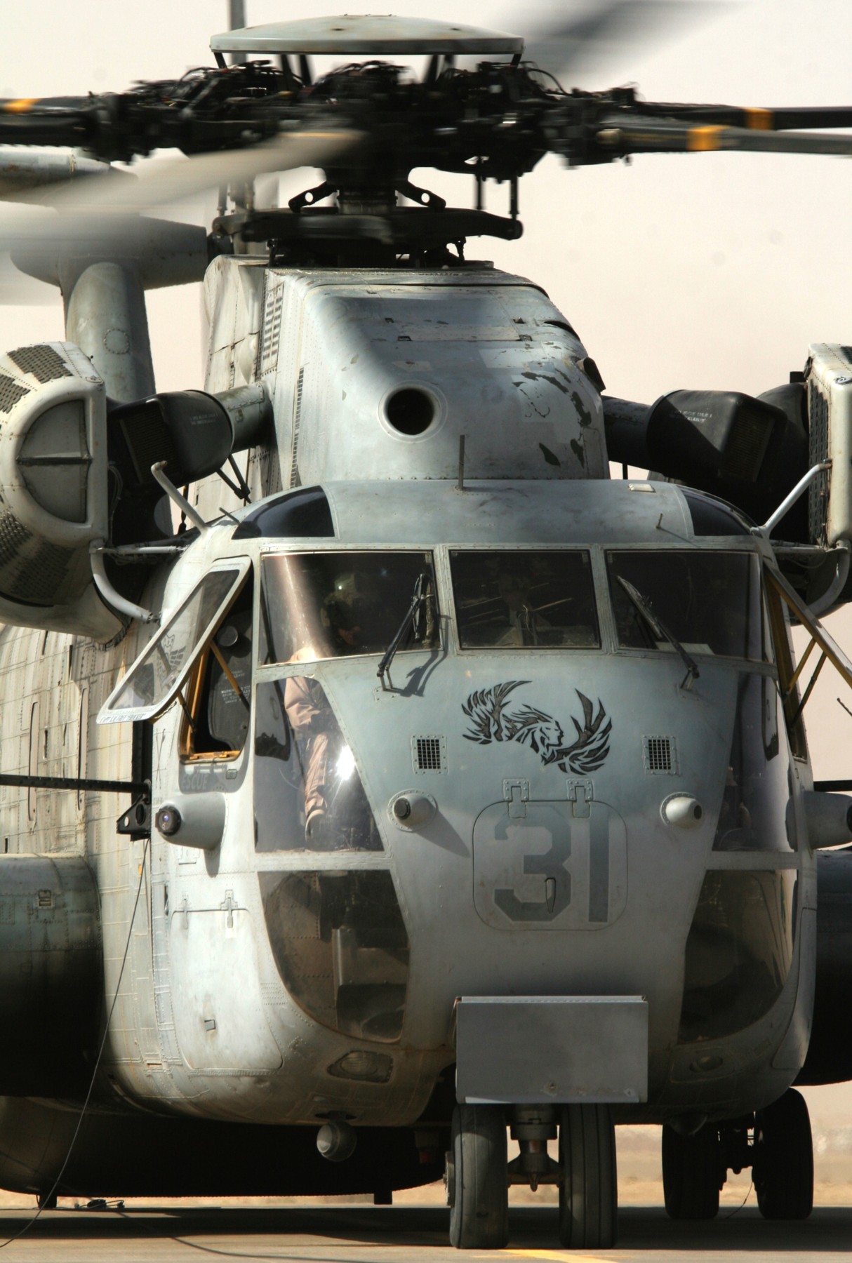 hmh-463 pegasus ch-53d sea stallion marine heavy helicopter squadron usmc al asad air base iraq 2006