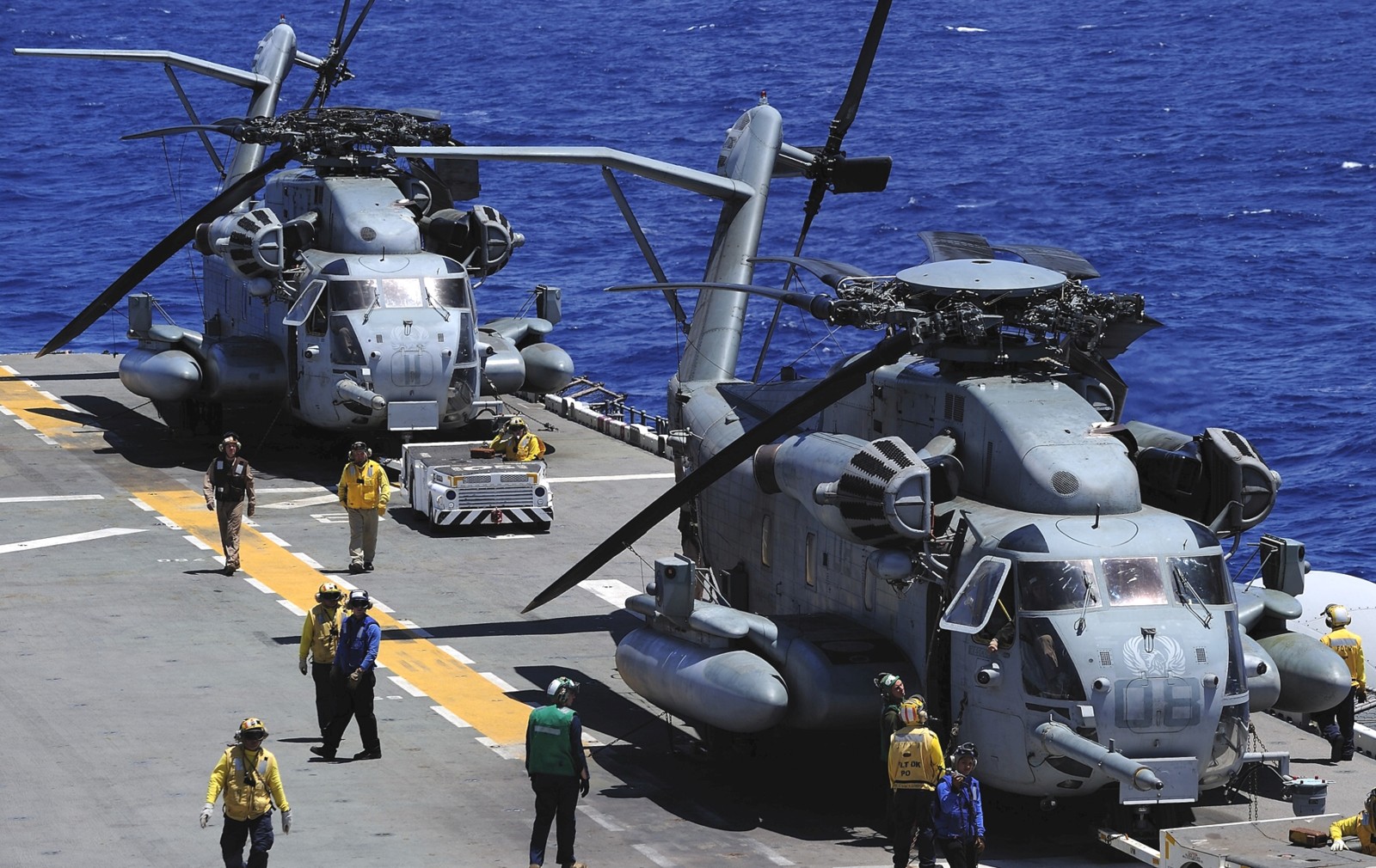 hmh-463 pegasus ch-53e super stallion marine heavy helicopter squadron usmc lhd-2 uss essex rimpac 2012