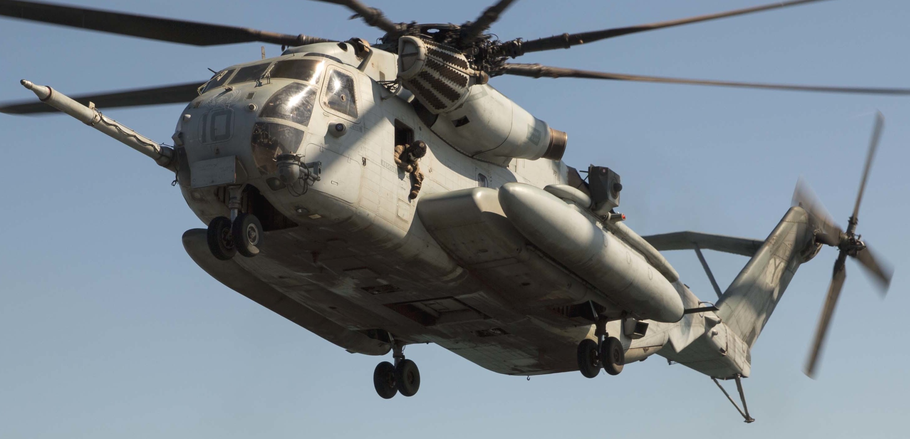 hmh-463 pegasus ch-53e super stallion marine heavy helicopter squadron usmc 64