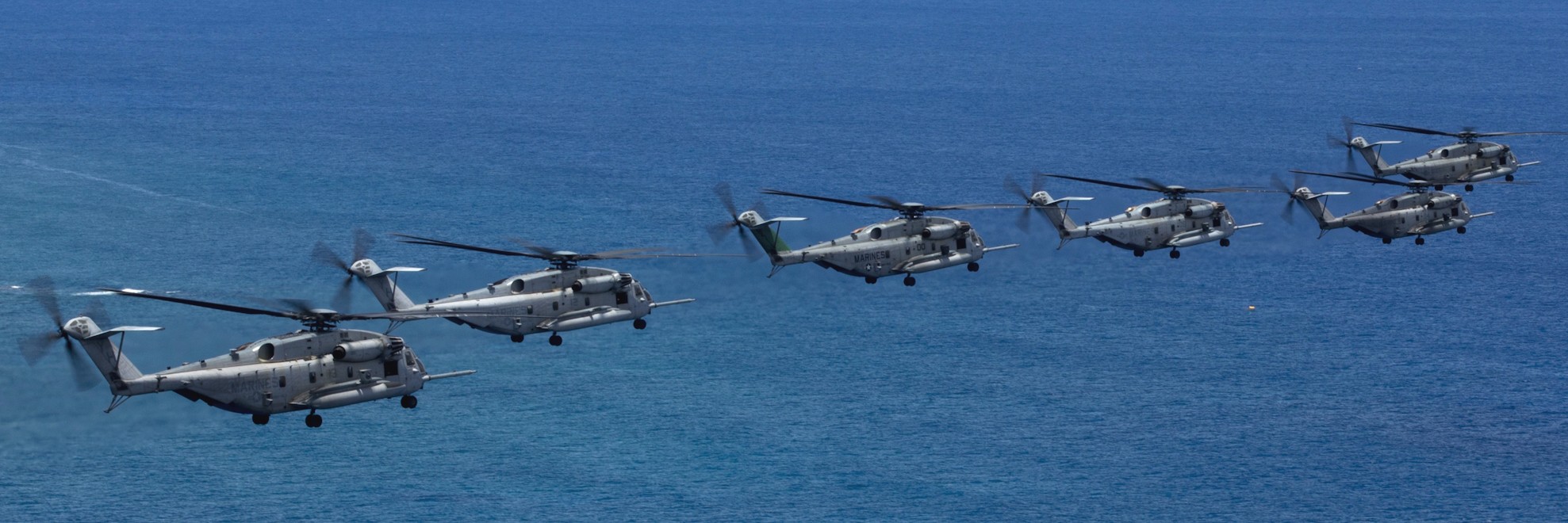 hmh-463 pegasus ch-53e super stallion marine heavy helicopter squadron usmc 72