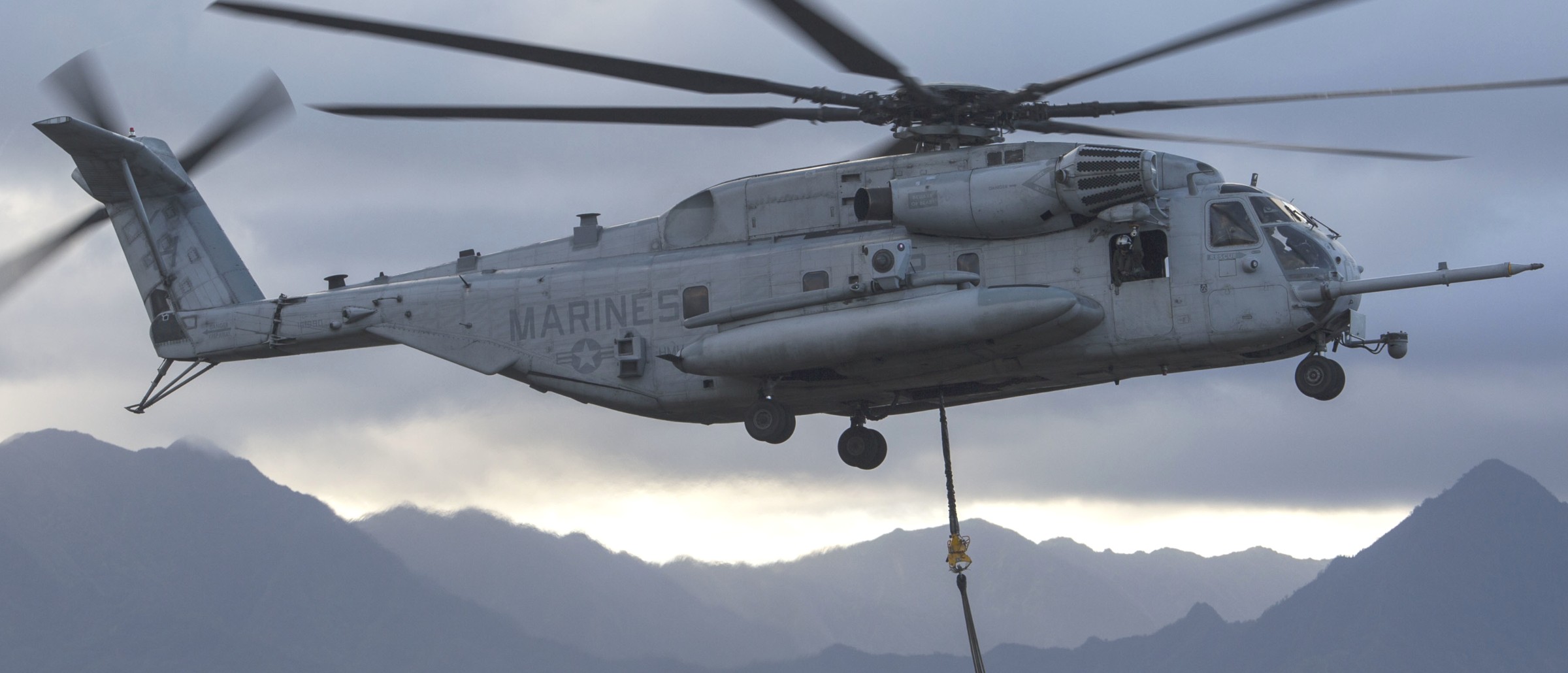 hmh-463 pegasus ch-53e super stallion marine heavy helicopter squadron usmc 79