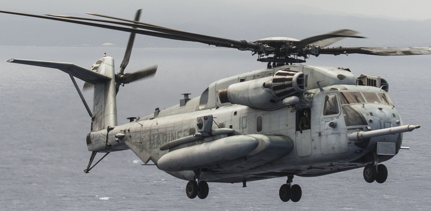 hmh-463 pegasus ch-53e super stallion marine heavy helicopter squadron usmc 80