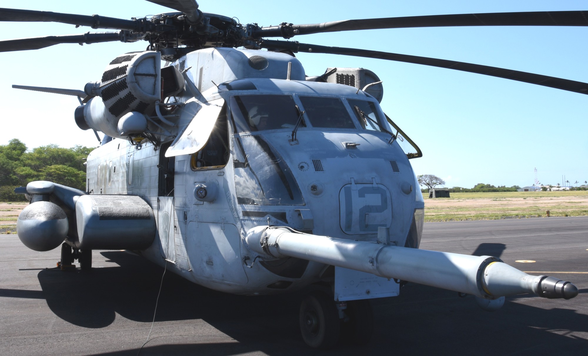 hmh-463 pegasus ch-53e super stallion marine heavy helicopter squadron usmc 81