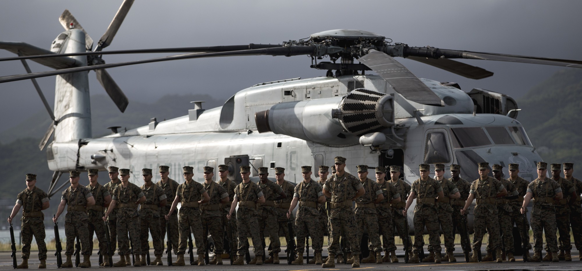 hmh-463 pegasus ch-53e super stallion marine heavy helicopter squadron usmc 88