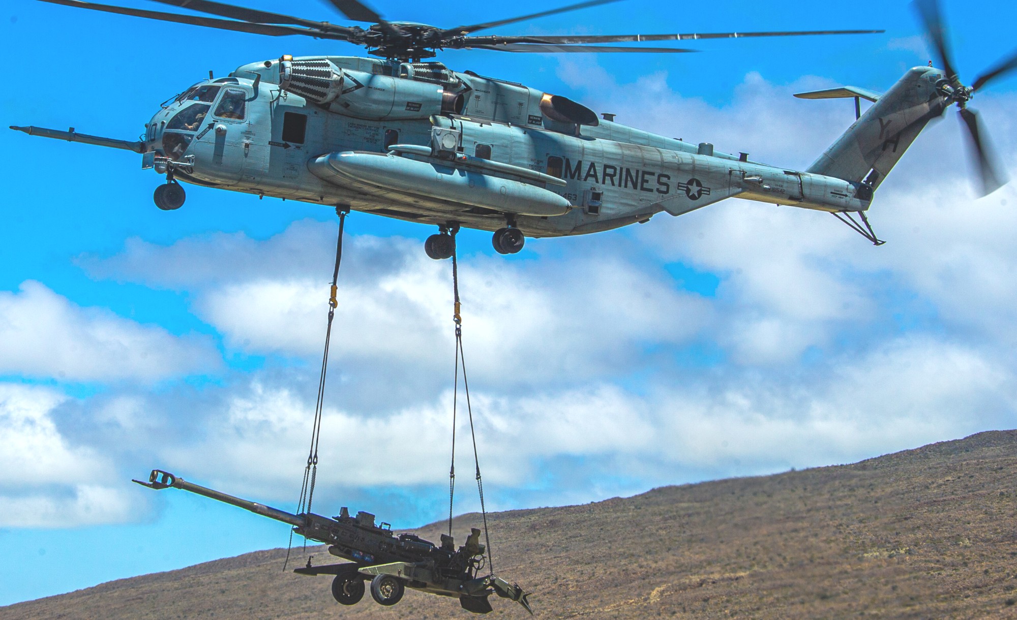 hmh-463 pegasus ch-53e super stallion marine heavy helicopter squadron usmc 111