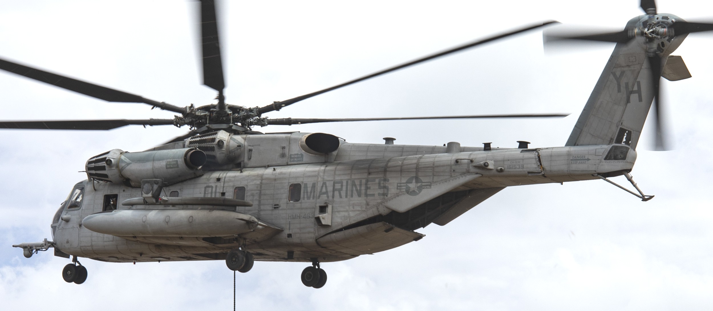 hmh-463 pegasus ch-53e super stallion marine heavy helicopter squadron usmc mcb hawaii kaneohe bay 126