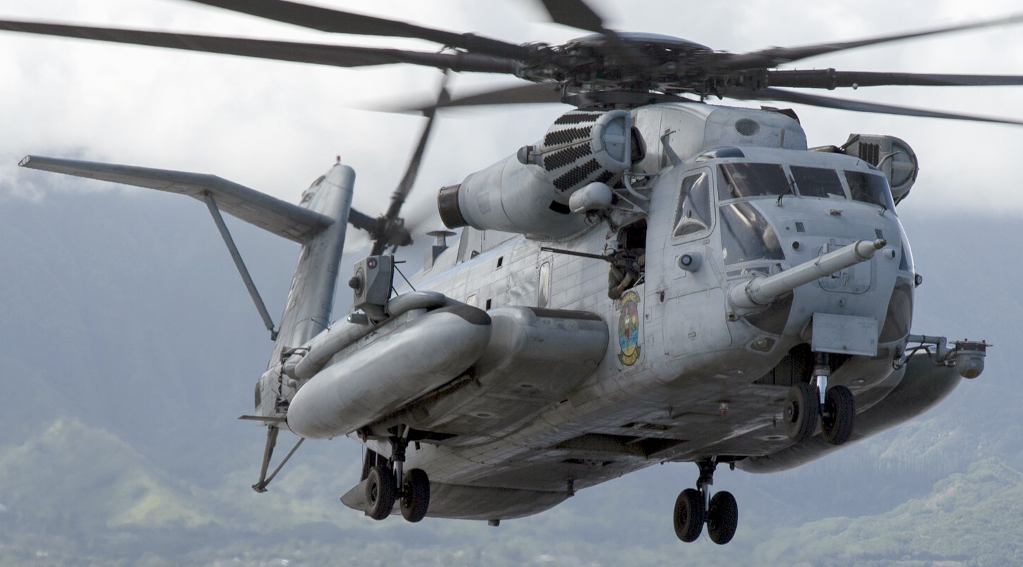 hmh-463 pegasus ch-53e super stallion marine heavy helicopter squadron usmc mcb hawaii kaneohe bay 124