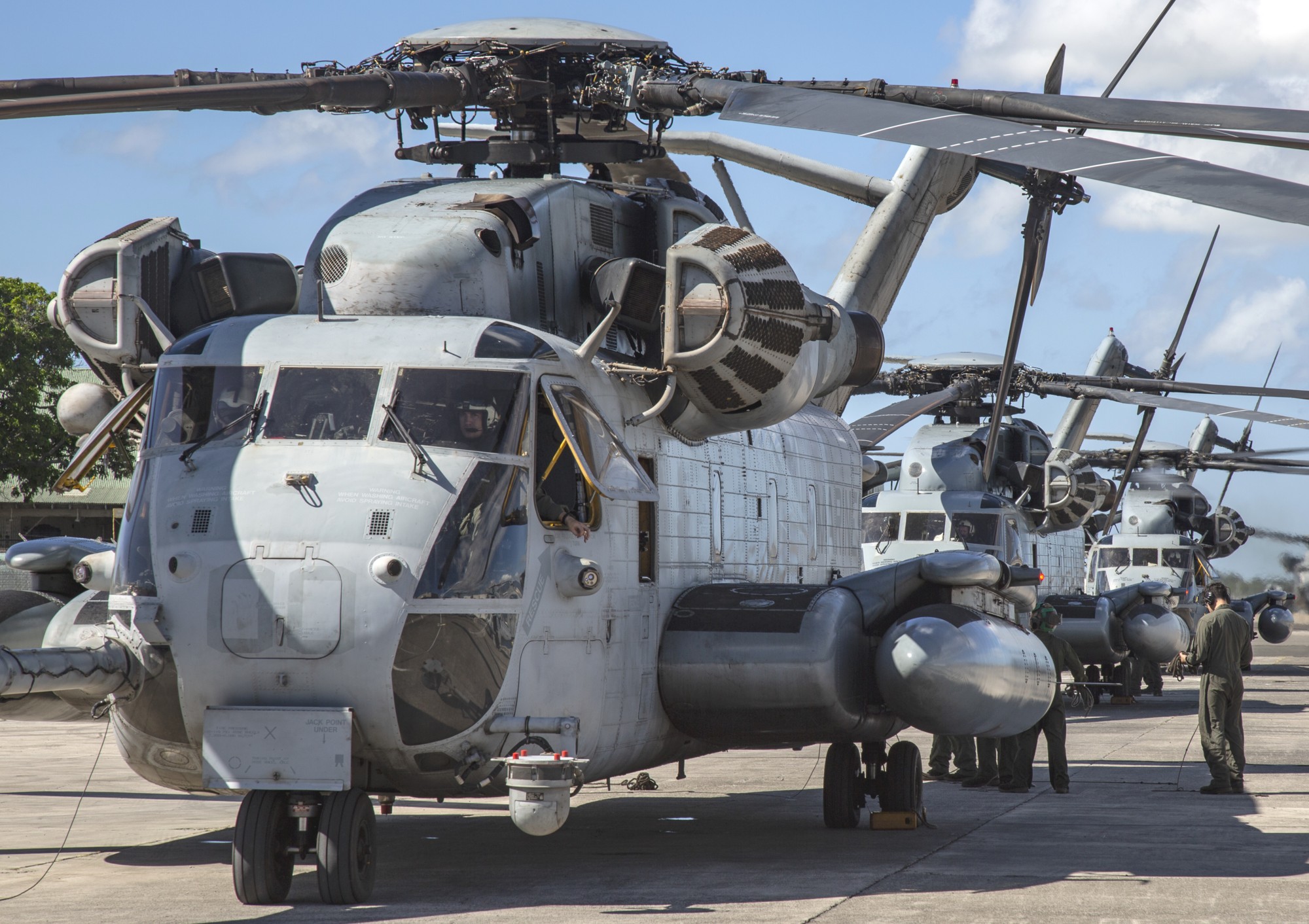 hmh-463 pegasus ch-53e super stallion marine heavy helicopter squadron usmc pearl harbor-hickam hawaii 139