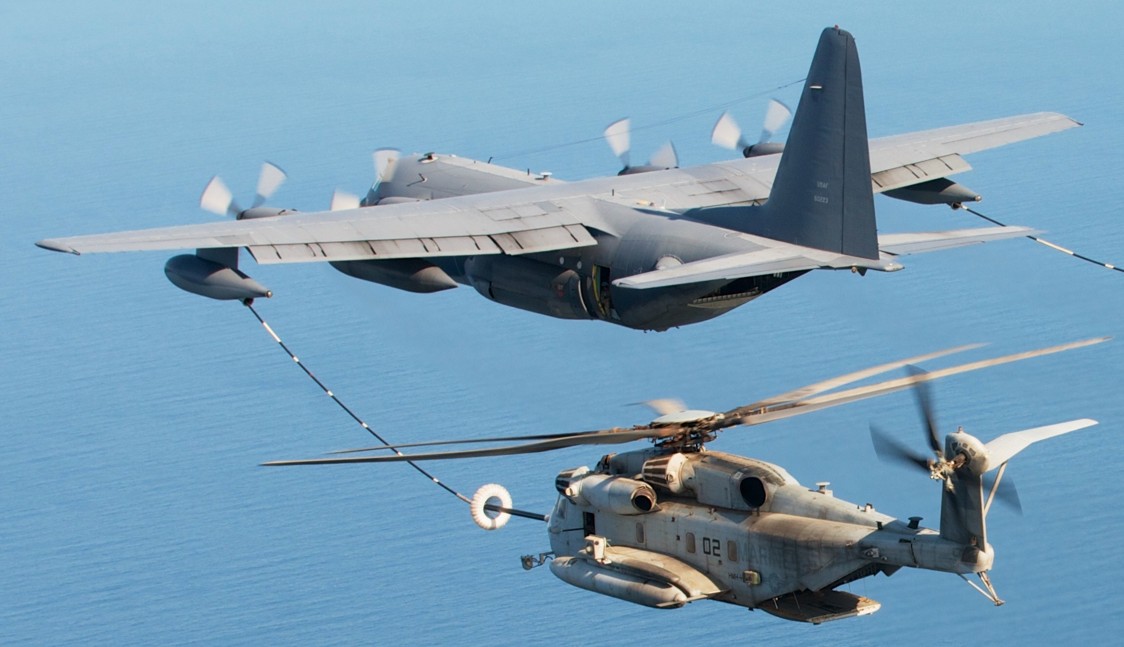 hmh-464 condors ch-53e super stallion marine heavy helicopter squadron aerial refueling djibouti 60