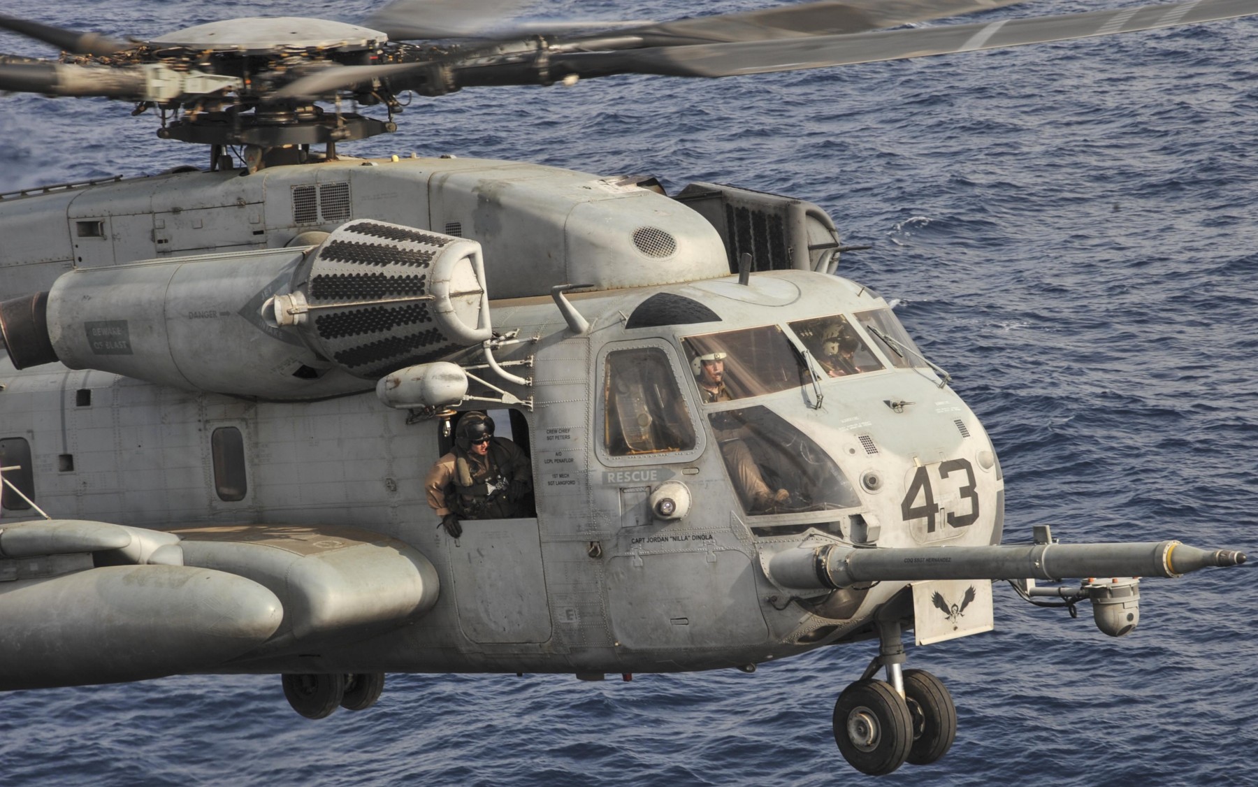 hmh-464 condors ch-53e super stallion marine heavy helicopter squadron 72