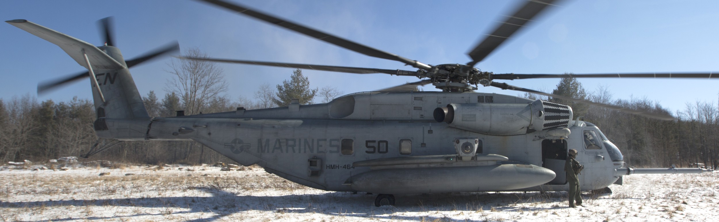 hmh-464 condors ch-53e super stallion marine heavy helicopter squadron camp dawson west virginia 76