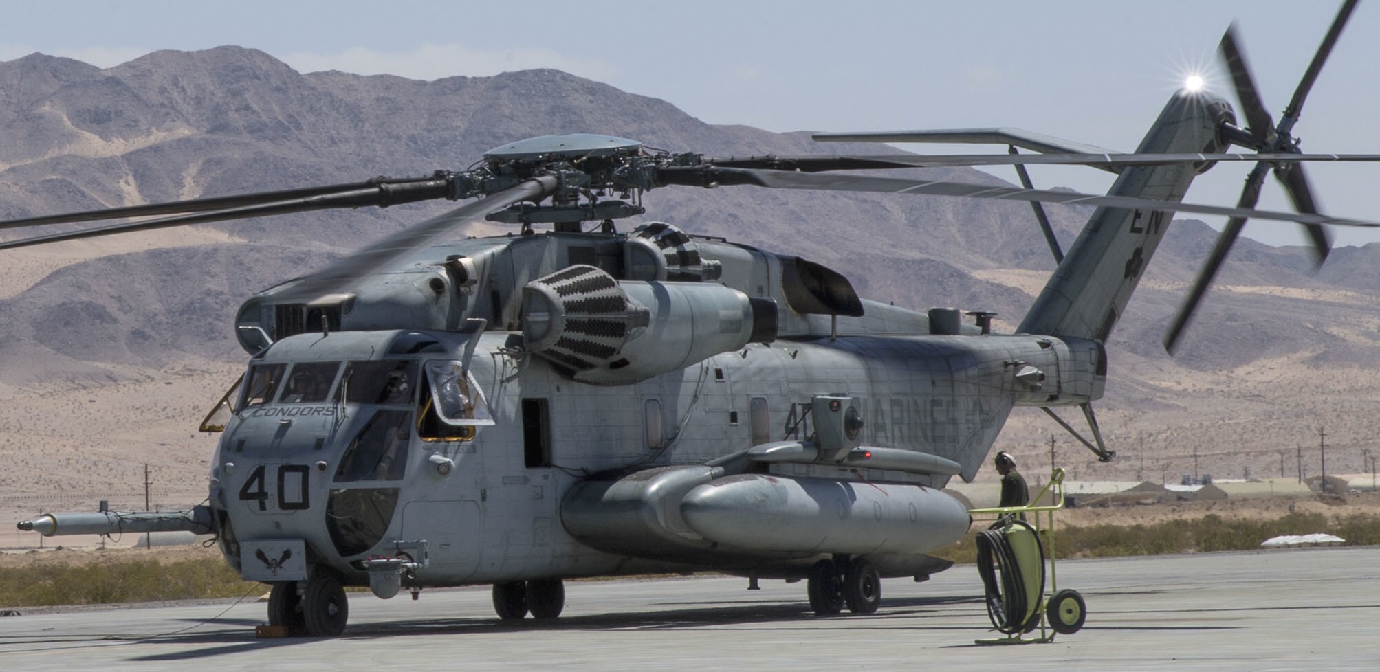 hmh-464 condors ch-53e super stallion marine heavy helicopter squadron mcagcc twentynine palms california 111