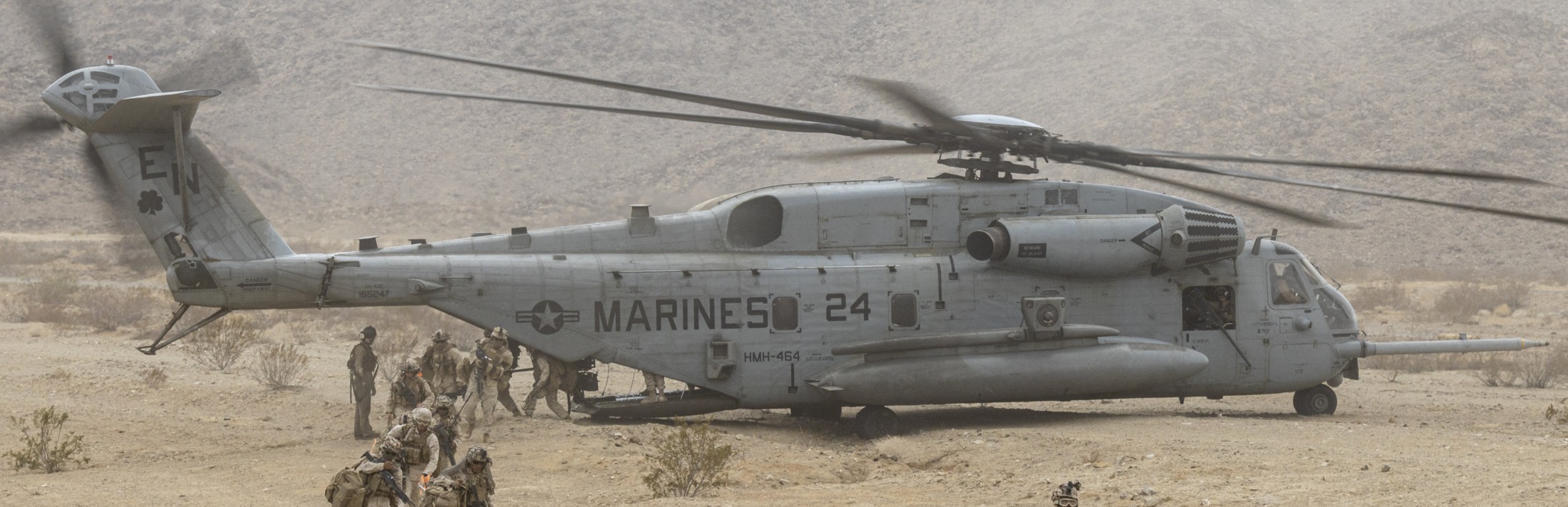 hmh-464 condors ch-53e super stallion marine heavy helicopter squadron 139