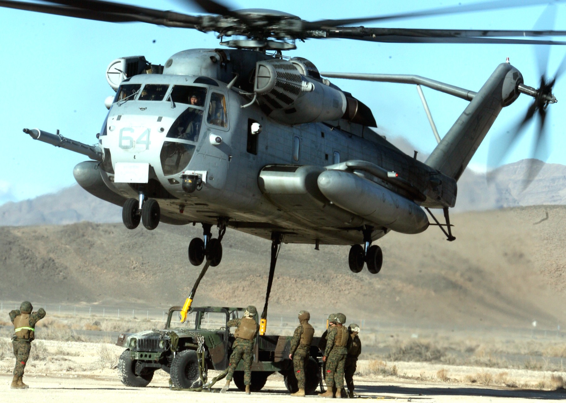 hmh-465 warhorse ch-53e super stallion marine heavy helicopter squadron 26