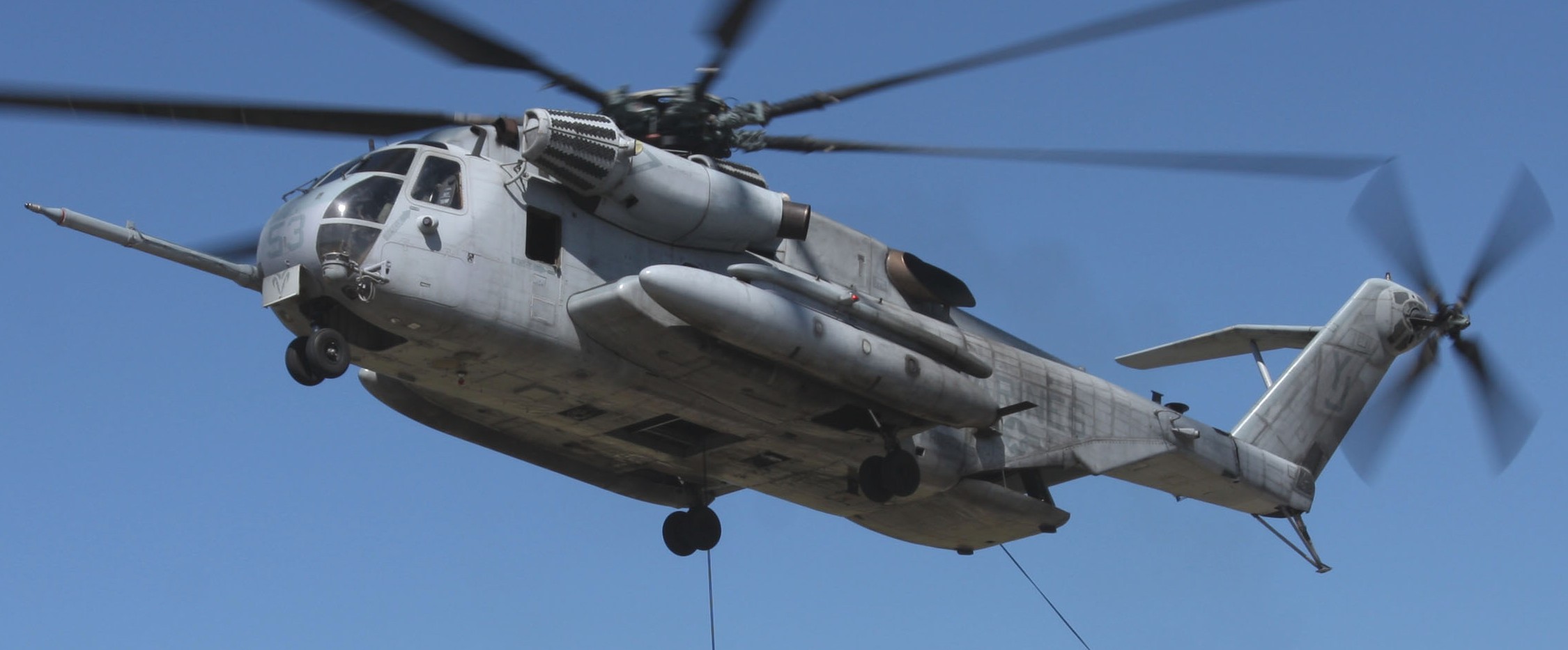 hmh-465 warhorse ch-53e super stallion marine heavy helicopter squadron 28