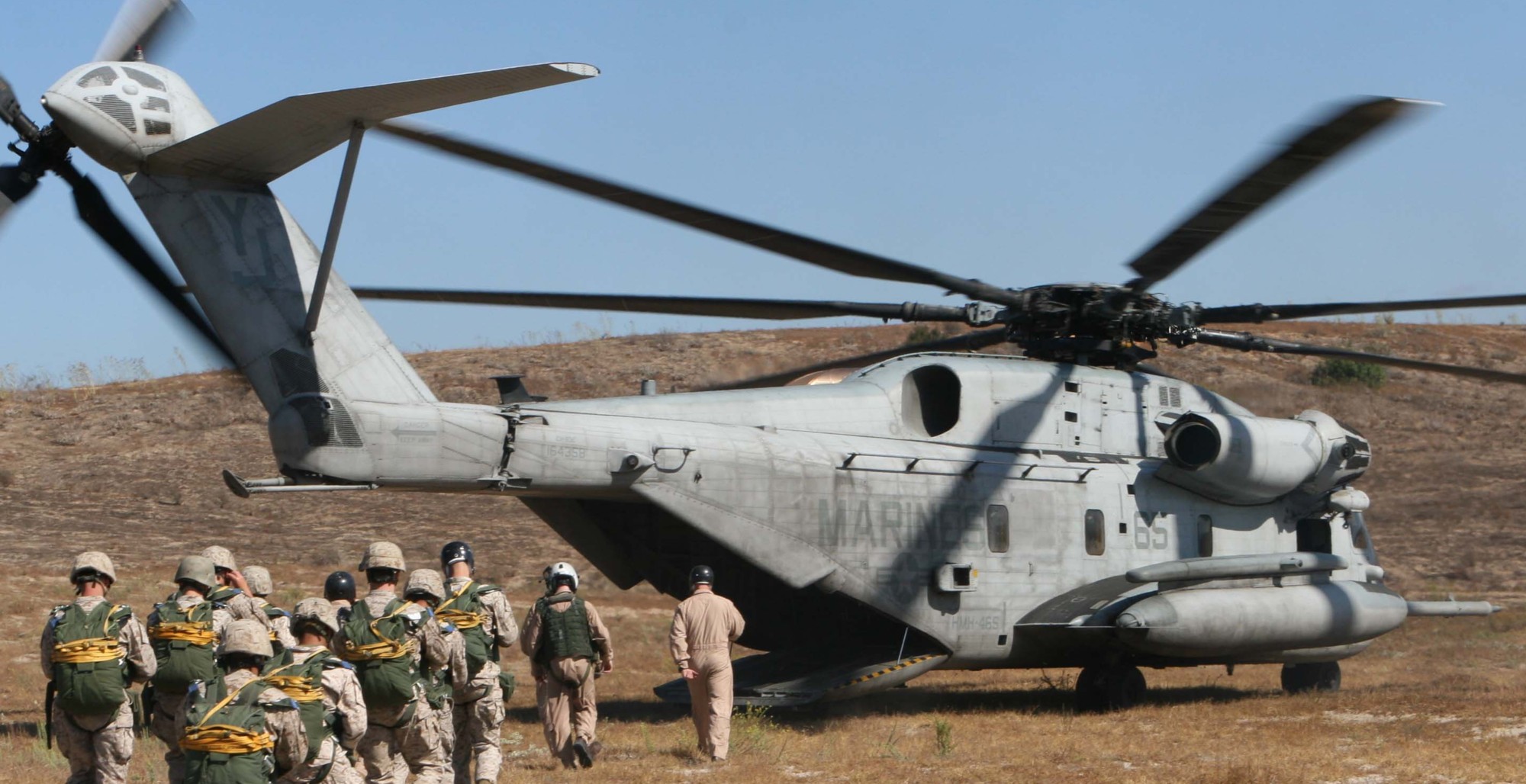 hmh-465 warhorse ch-53e super stallion marine heavy helicopter squadron 29