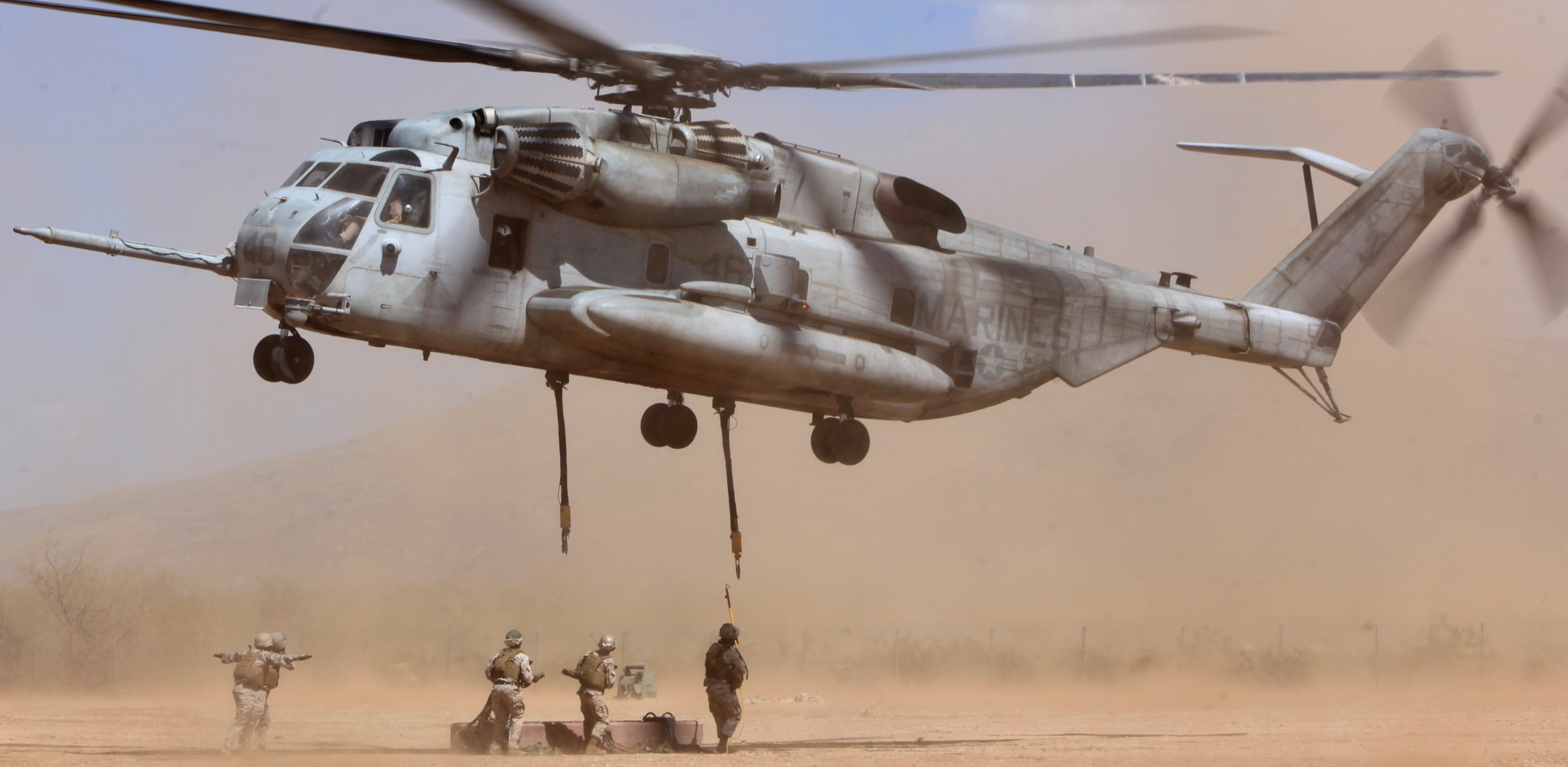 hmh-465 warhorse ch-53e super stallion marine heavy helicopter squadron 33