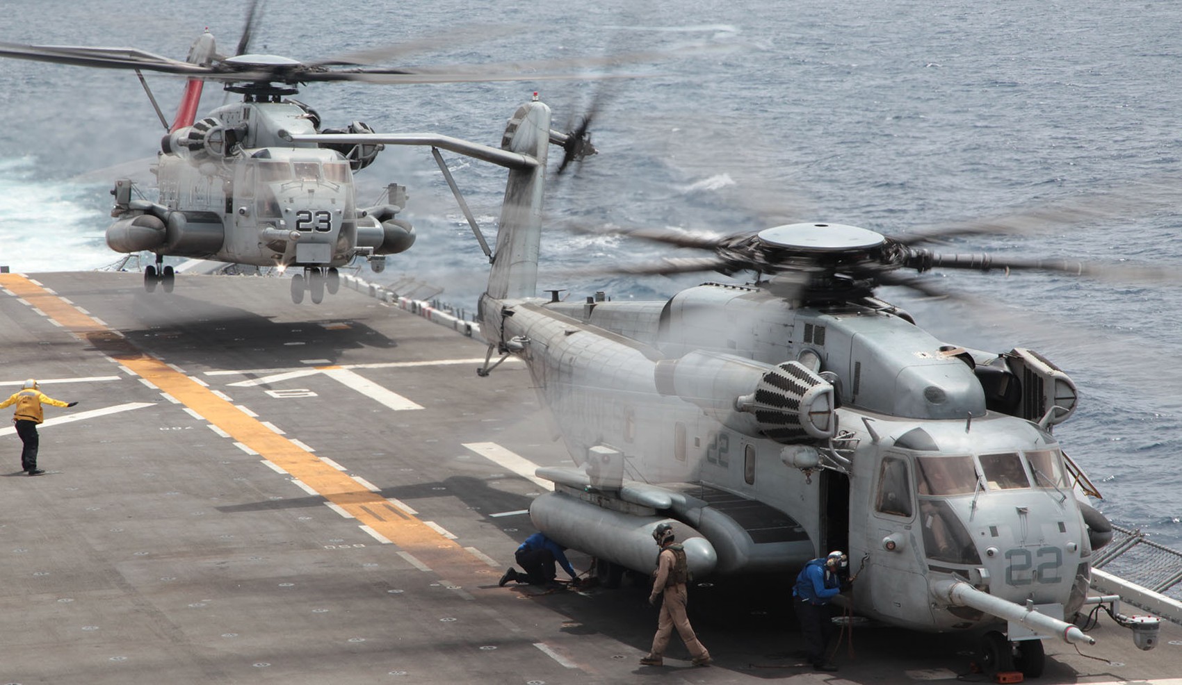 hmh-465 warhorse ch-53e super stallion marine heavy helicopter squadron 37