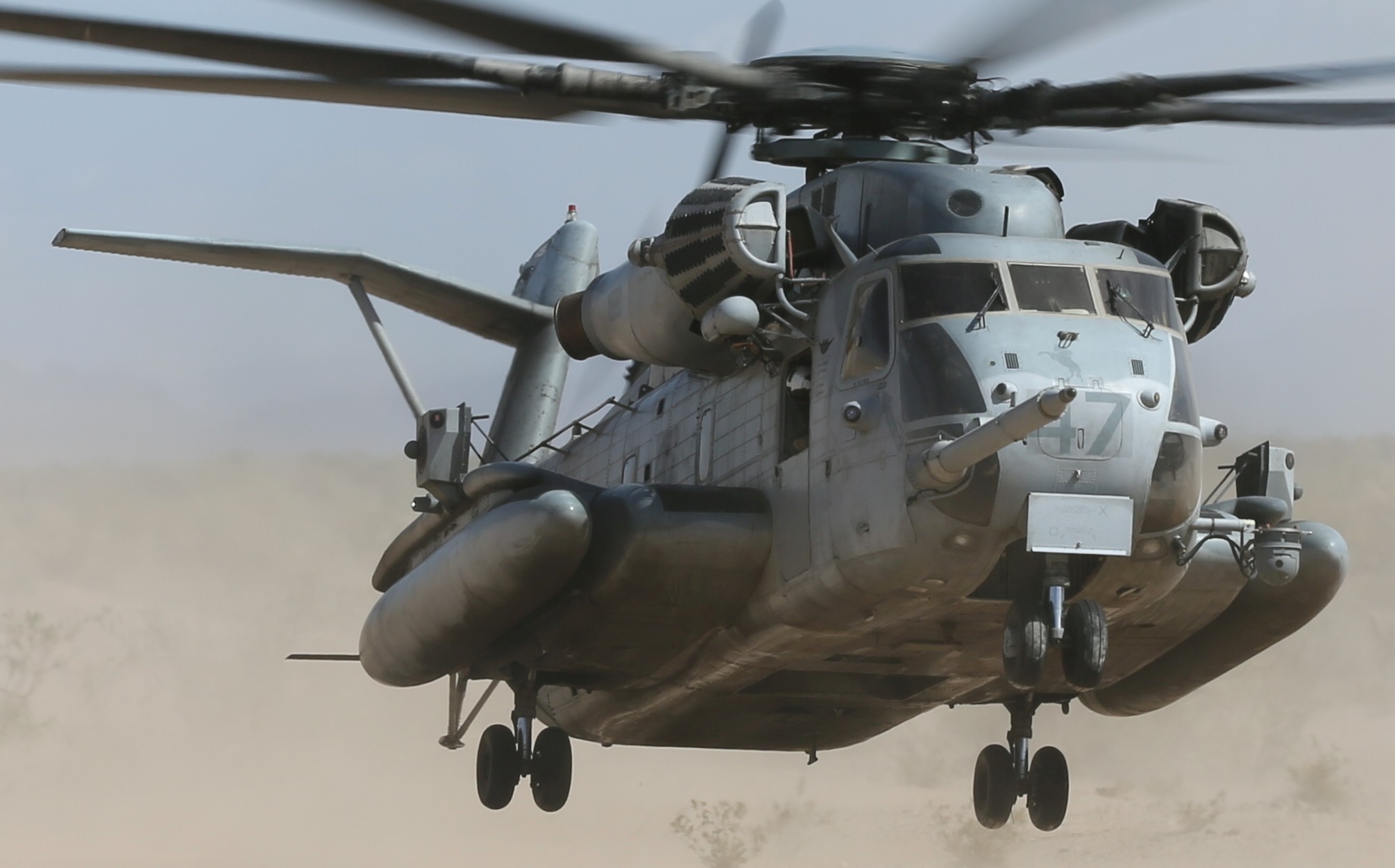 hmh-465 warhorse ch-53e super stallion marine heavy helicopter squadron mcas yuma arizona 39