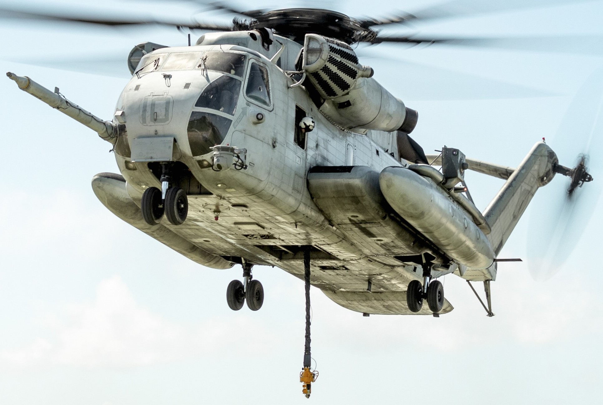 hmh-465 warhorse ch-53e super stallion marine heavy helicopter squadron okinawa 108