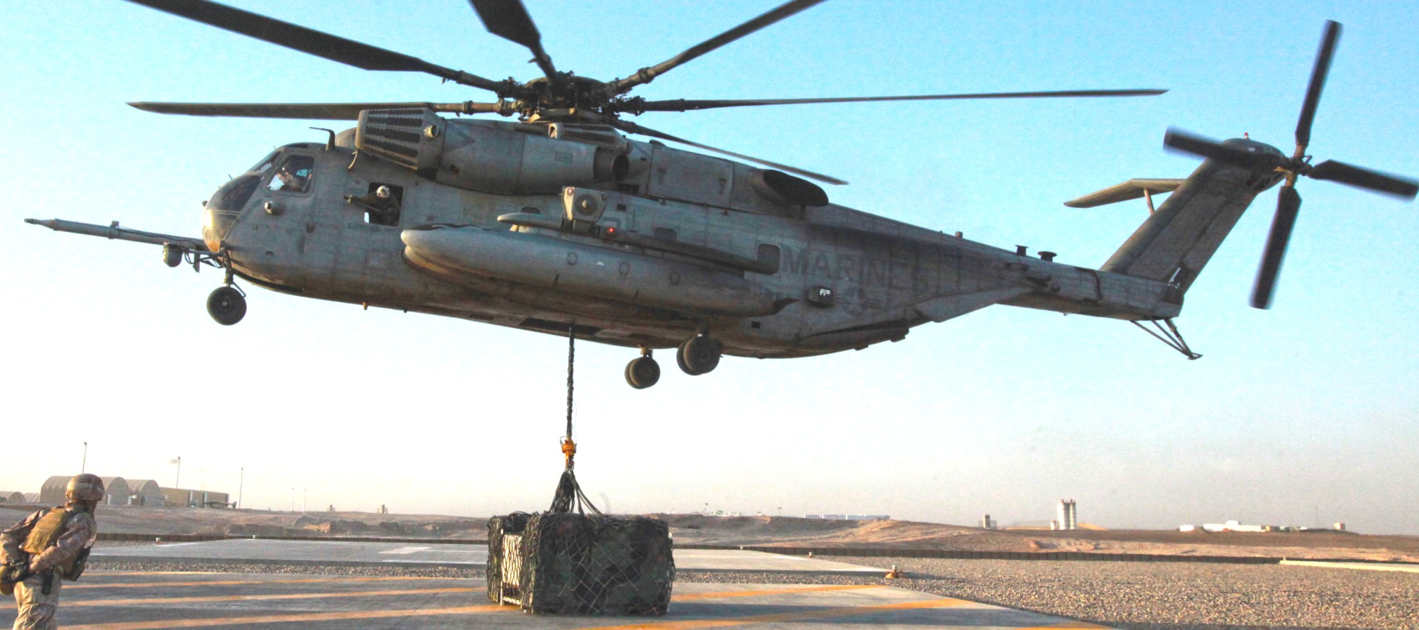 hmh-466 wolfpack ch-53e super stallion marine heavy helicopter squadron afghanistan 34