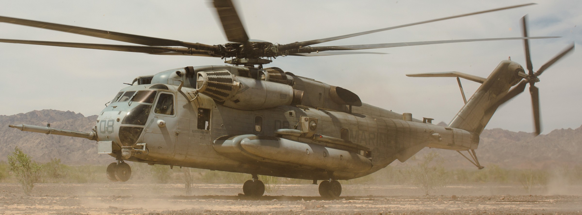 hmh-466 wolfpack ch-53e super stallion marine heavy helicopter squadron 41