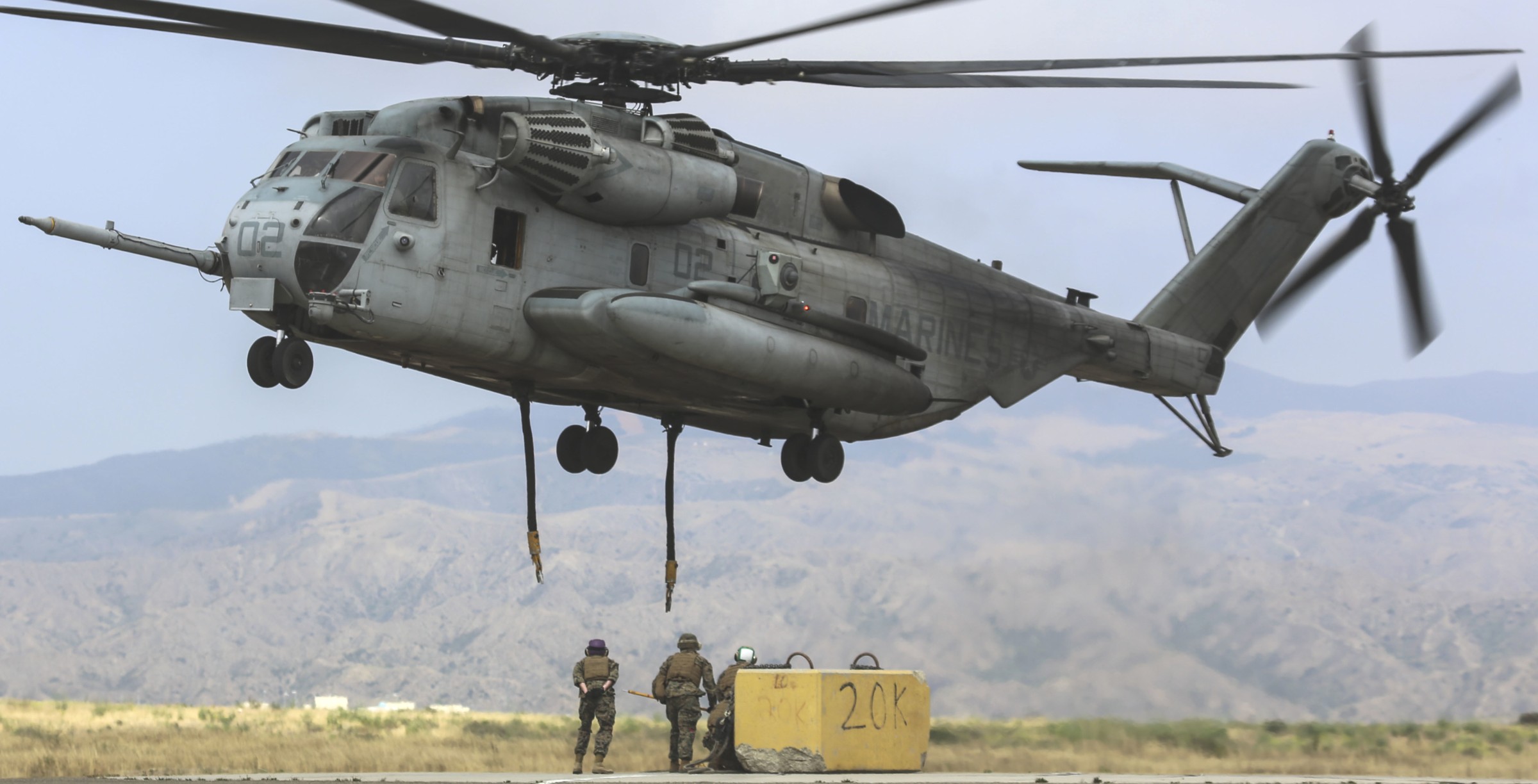 hmh-466 wolfpack ch-53e super stallion marine heavy helicopter squadron 46