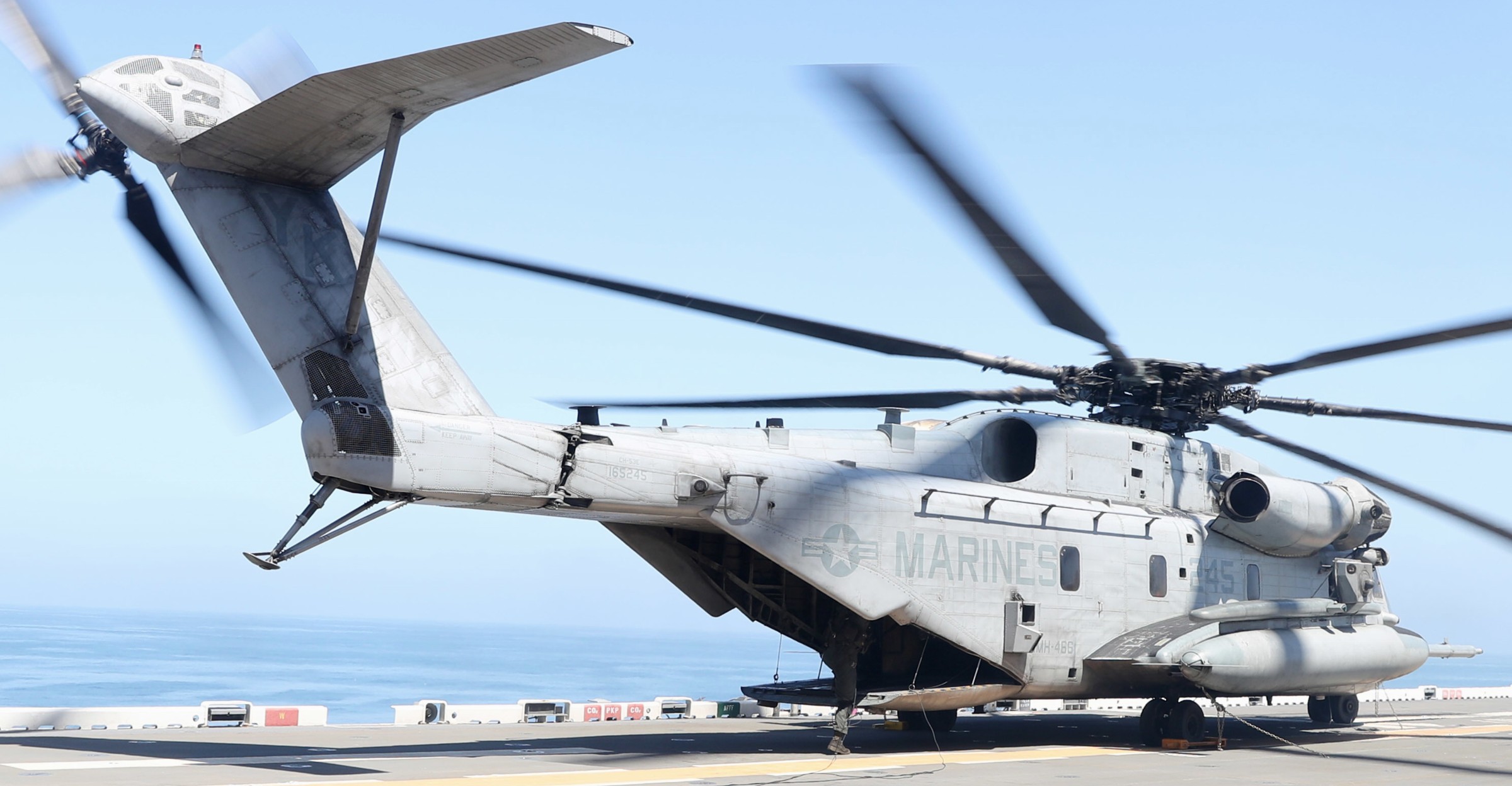 hmh-466 wolfpack ch-53e super stallion marine heavy helicopter squadron 91