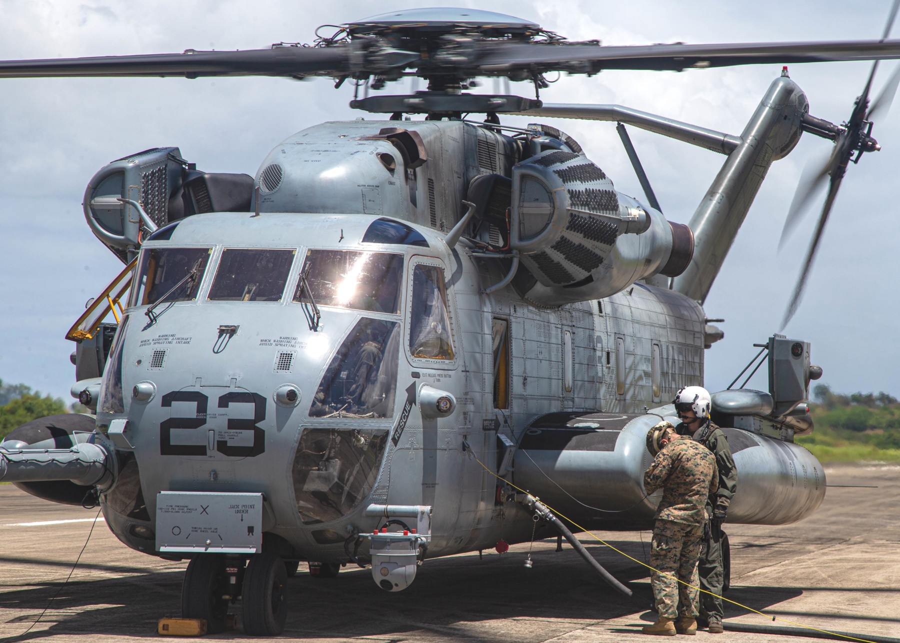 hmh-466 wolfpack ch-53e super stallion marine heavy helicopter squadron 108