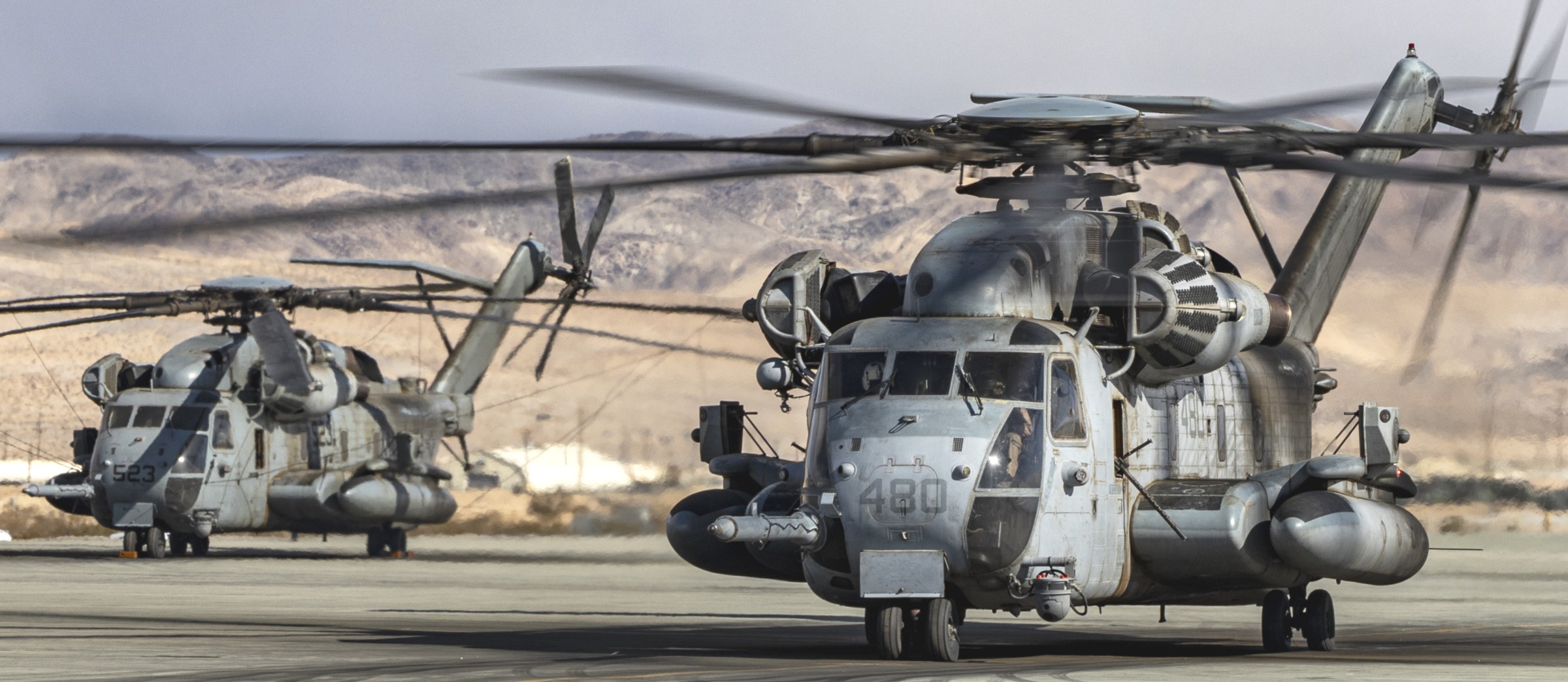 hmh-466 wolfpack ch-53e super stallion marine heavy helicopter squadron 29 palms 116