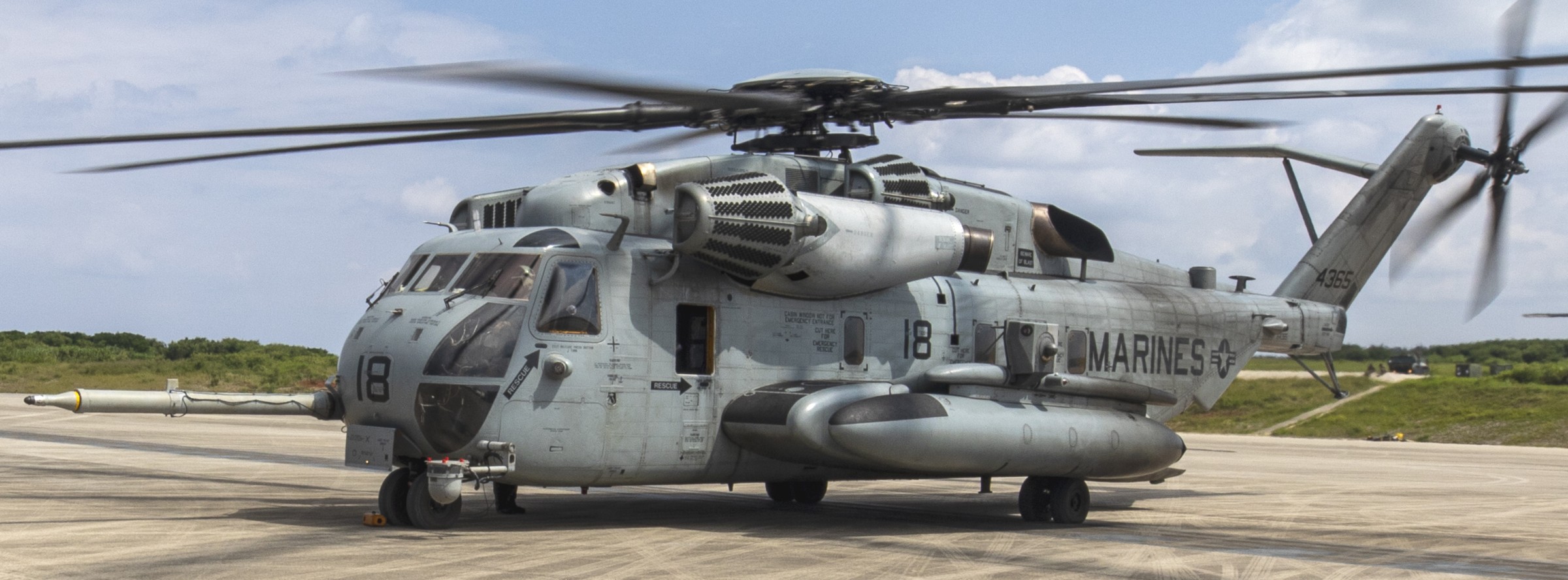 hmh-466 wolfpack ch-53e super stallion marine heavy helicopter squadron 120