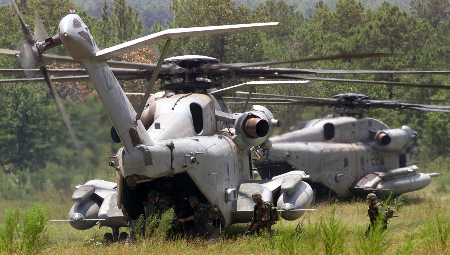 hmh-772 hustlers ch-53e super stallion marine heavy helicopter squadron fort benning georgia 2002 06