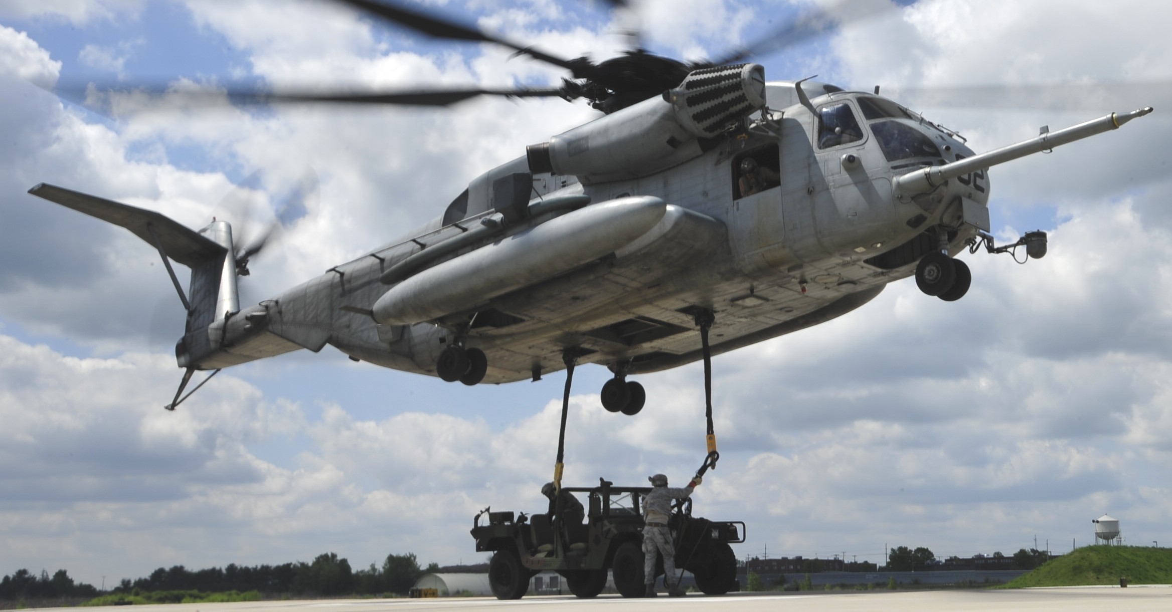 hmh-772 hustlers ch-53e super stallion marine heavy helicopter squadron 15