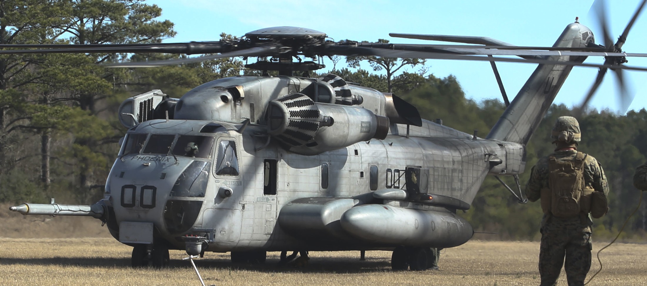 hmht-302 phoenix ch-53e super stallion marine heavy helicopter training squadron 04