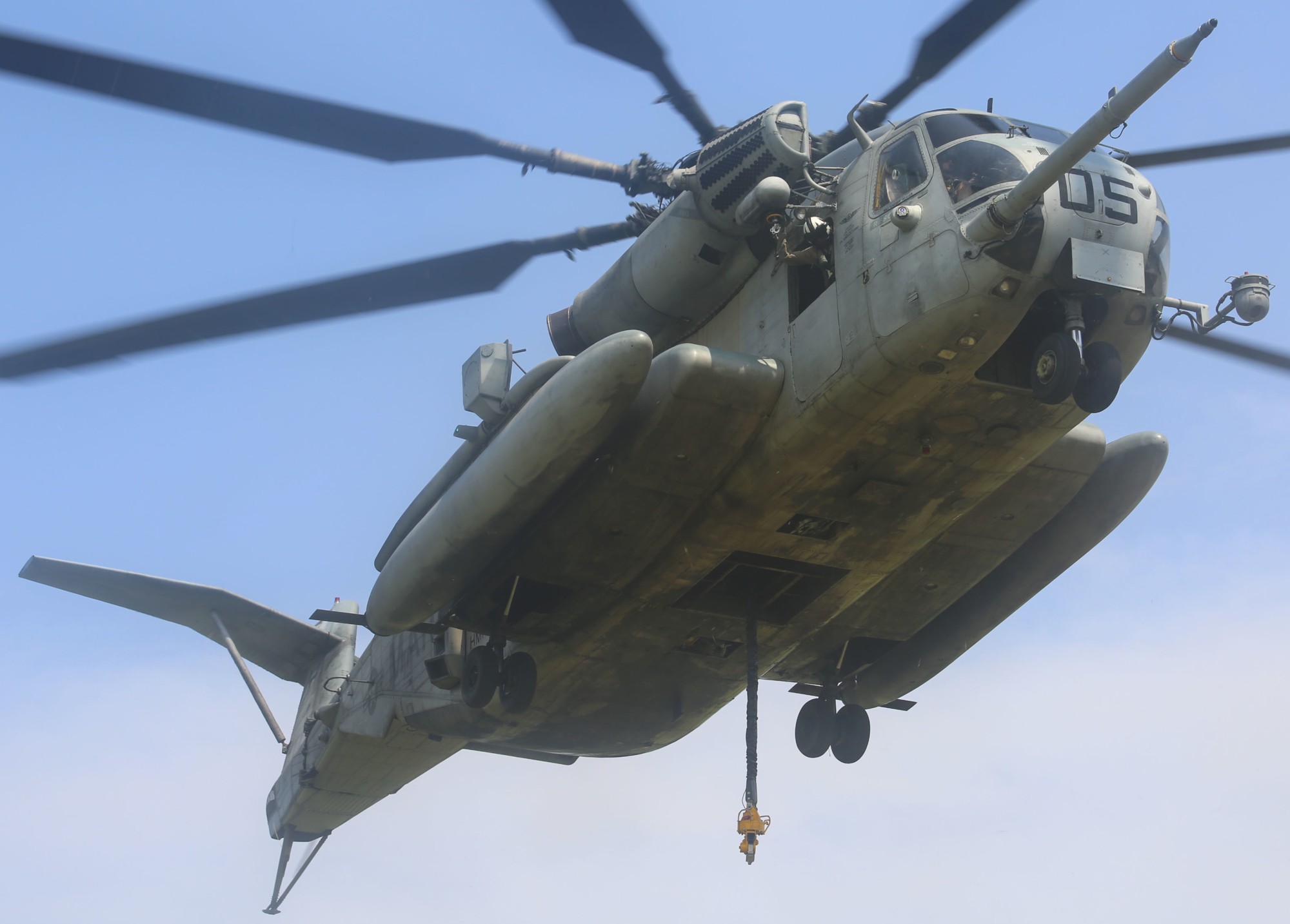 hmht-302 phoenix ch-53e super stallion marine heavy helicopter training squadron 06