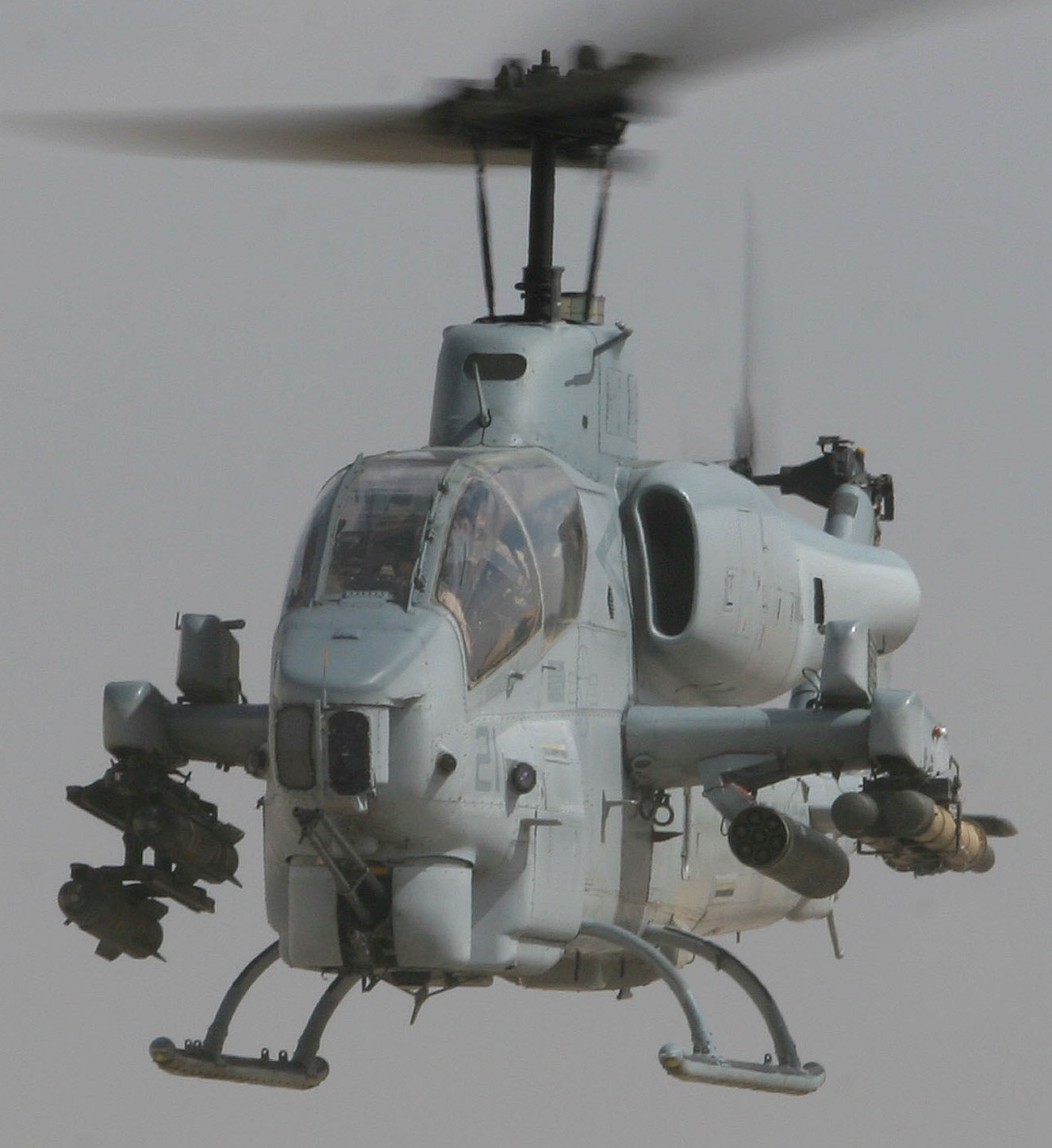 hmla-167 warriors marine light attack helicopter squadron ah-1w super cobra usmc 10