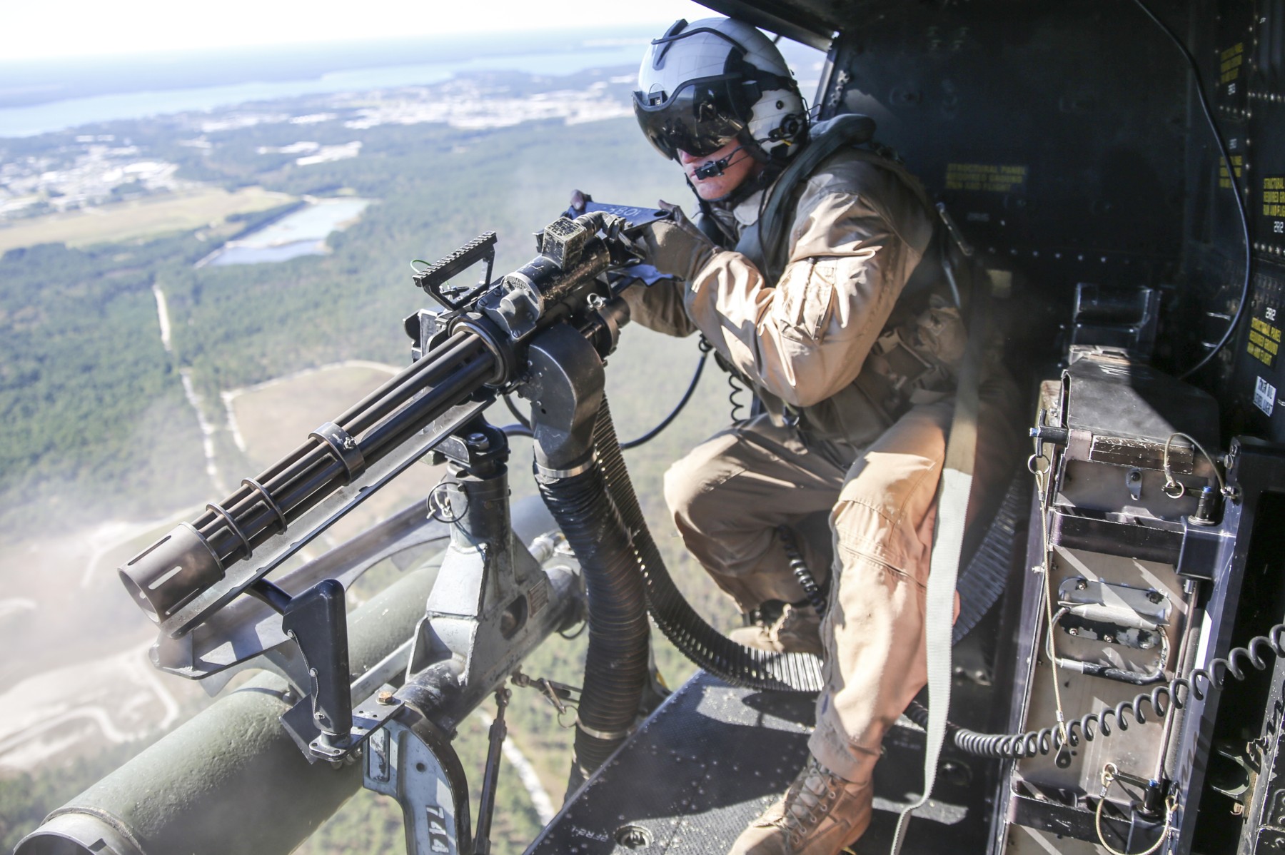 hmla-167 warriors marine light attack helicopter squadron uh-1y venom usmc gau-17 minigun 28